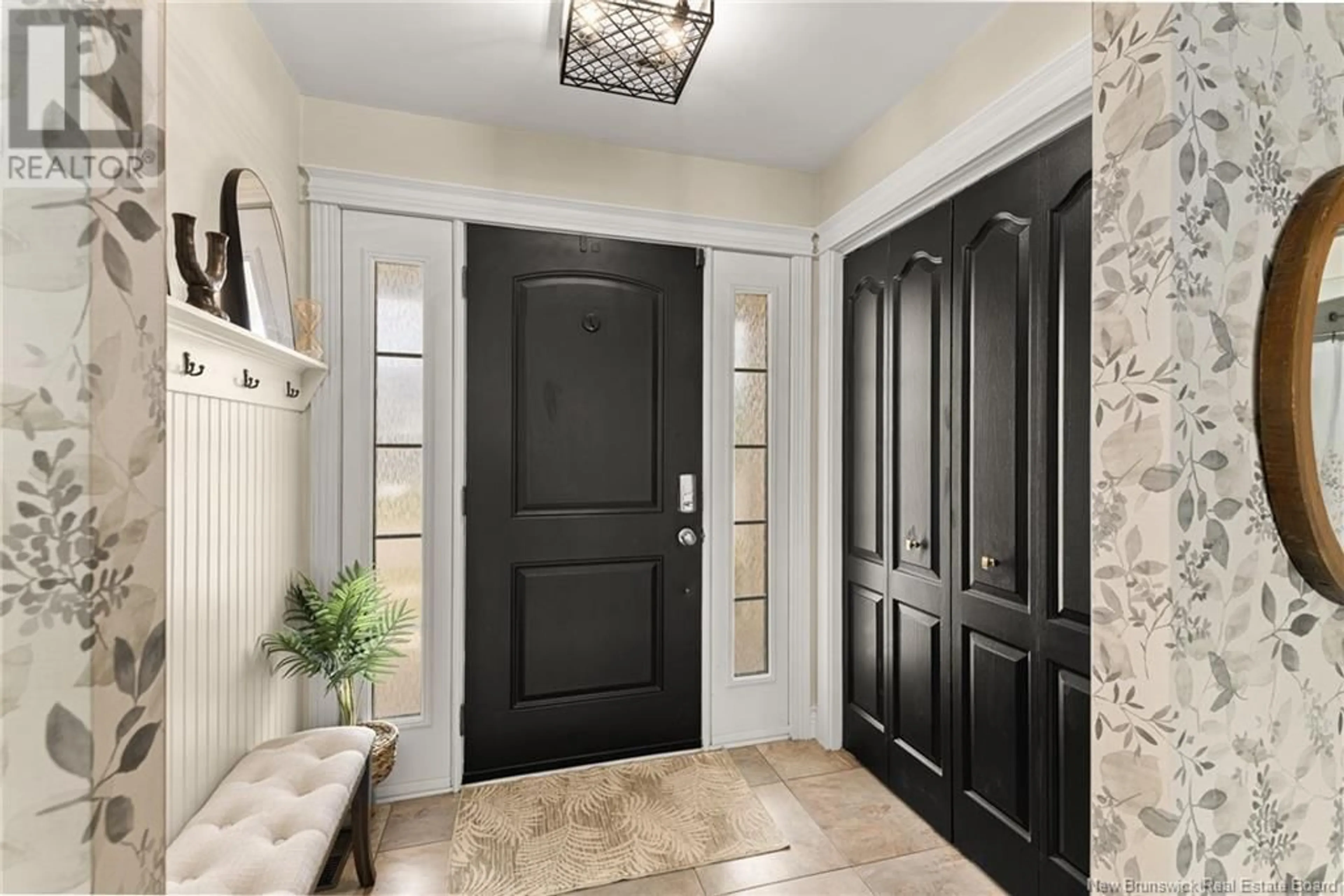 Indoor entryway for 123 ERINVALE DRIVE, Moncton New Brunswick E1A6T4