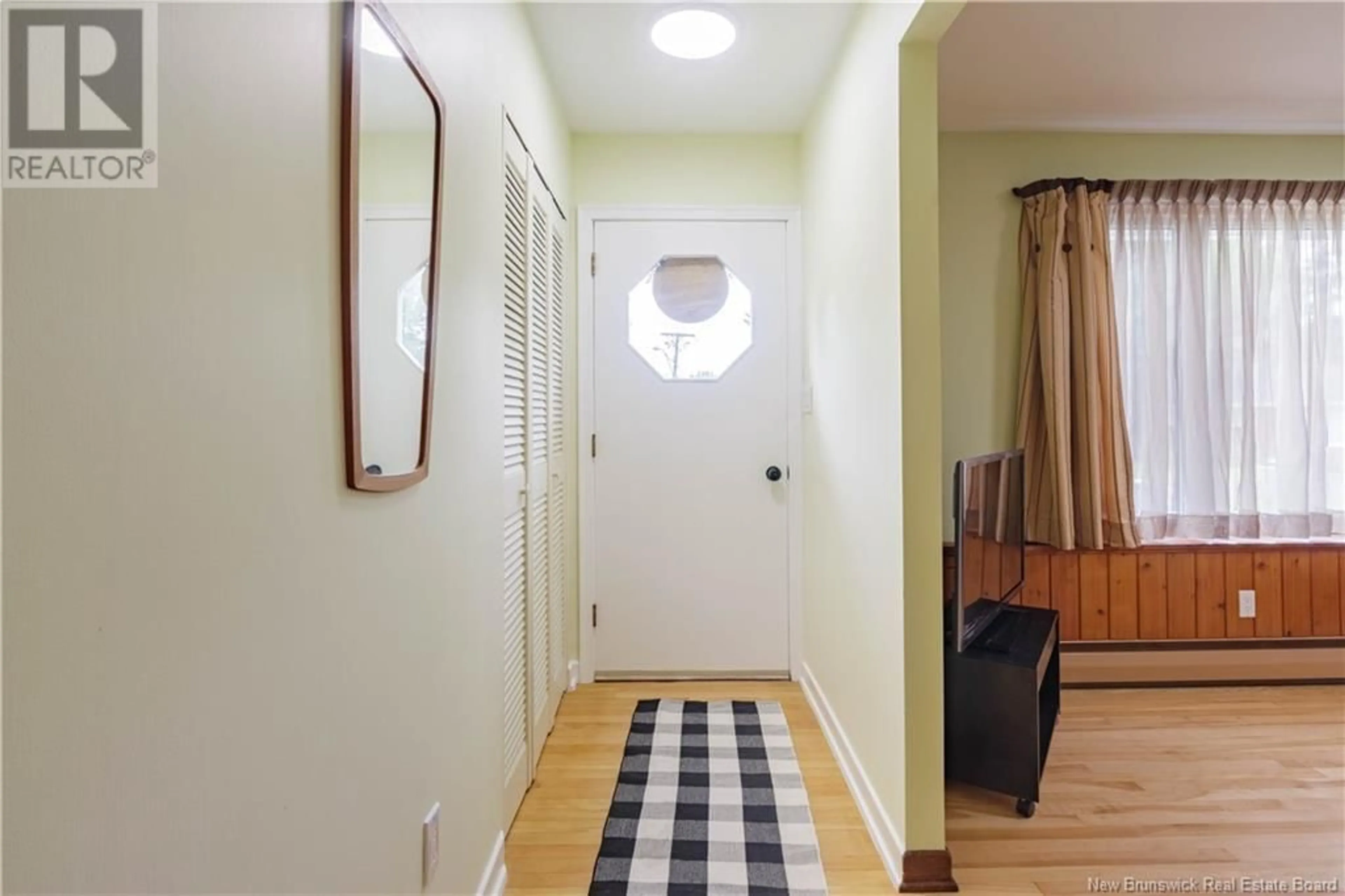 Indoor entryway for 68 MANCHESTER COURT, Fredericton New Brunswick E3B4P2