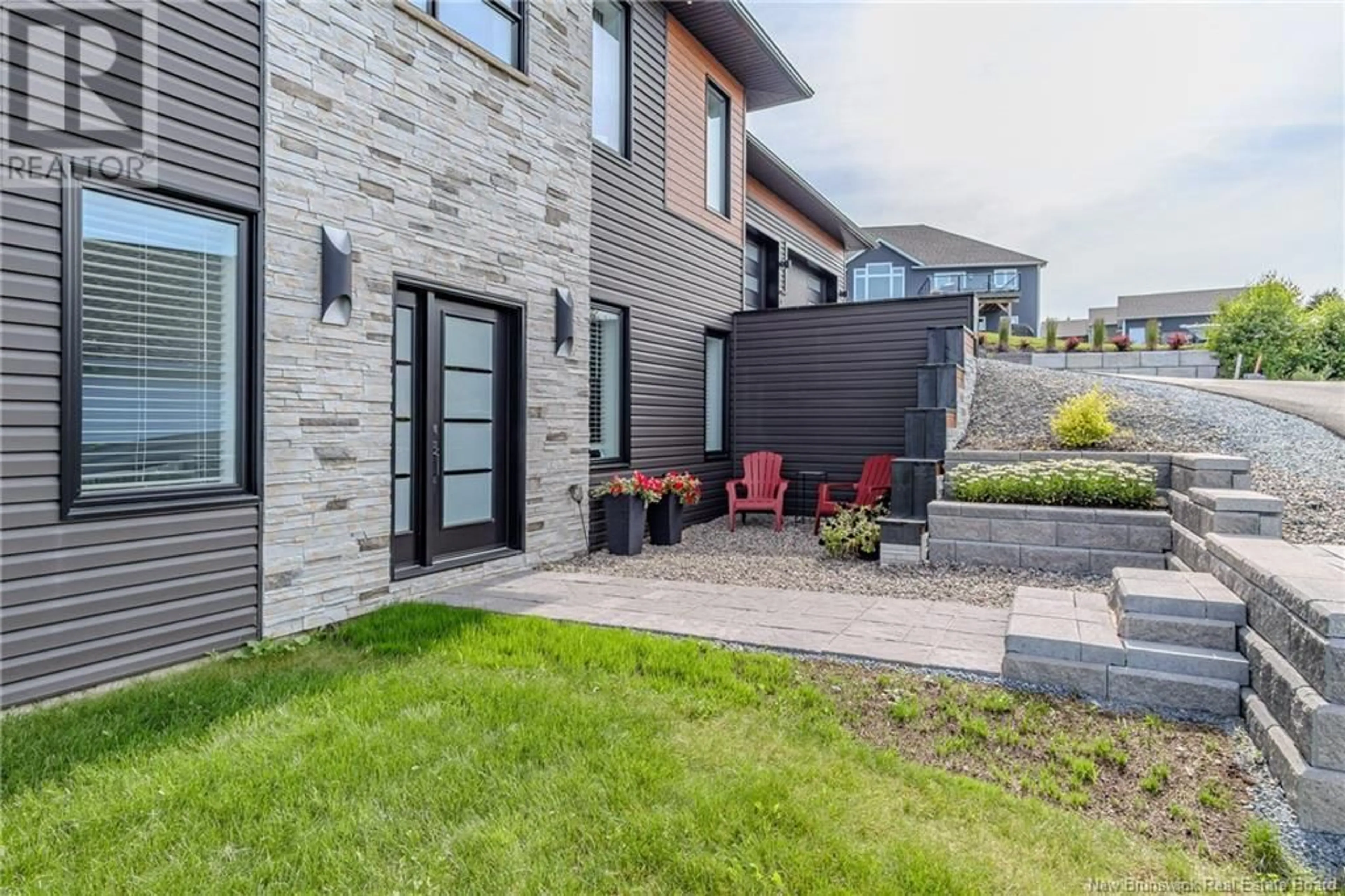Patio, street for 18 JUNE AVENUE, Grand Bay-Westfield New Brunswick E5K0B8
