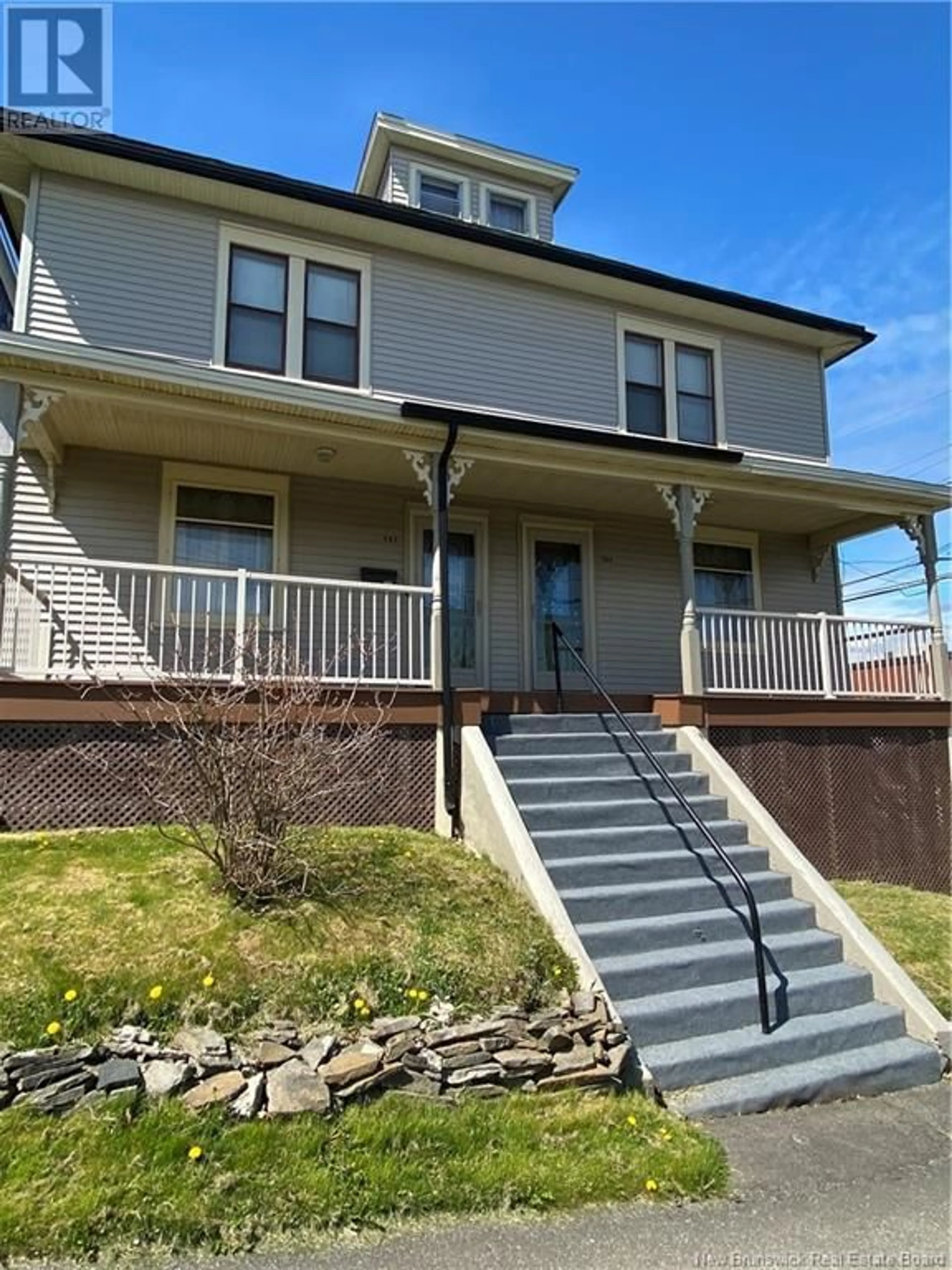 Home with vinyl exterior material, street for 161-163 BROAD STREET, Saint John New Brunswick E2L1Y9