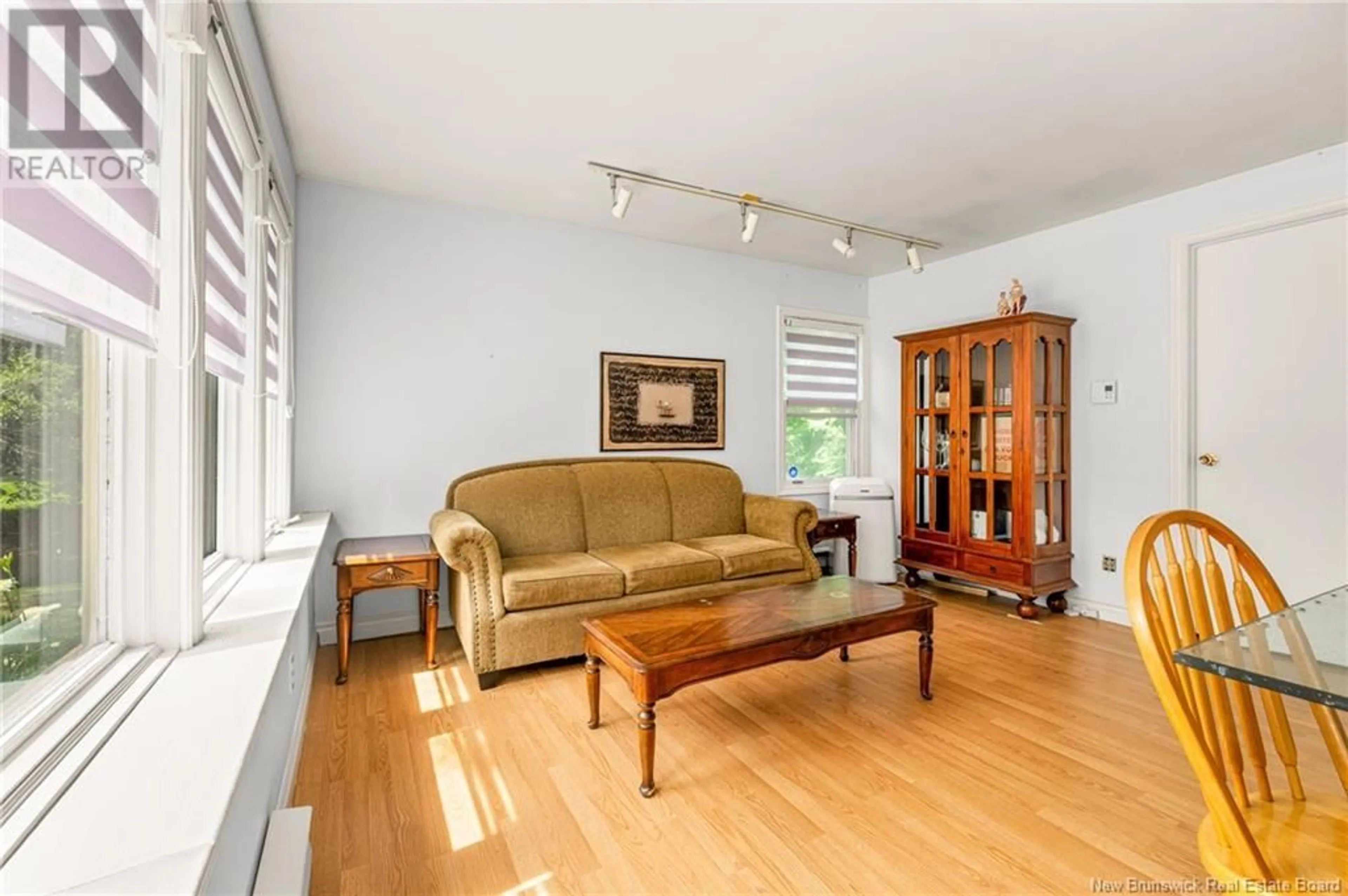 Living room with furniture, unknown for 10 EDGEWATER, Shediac Bridge New Brunswick E4R1H7