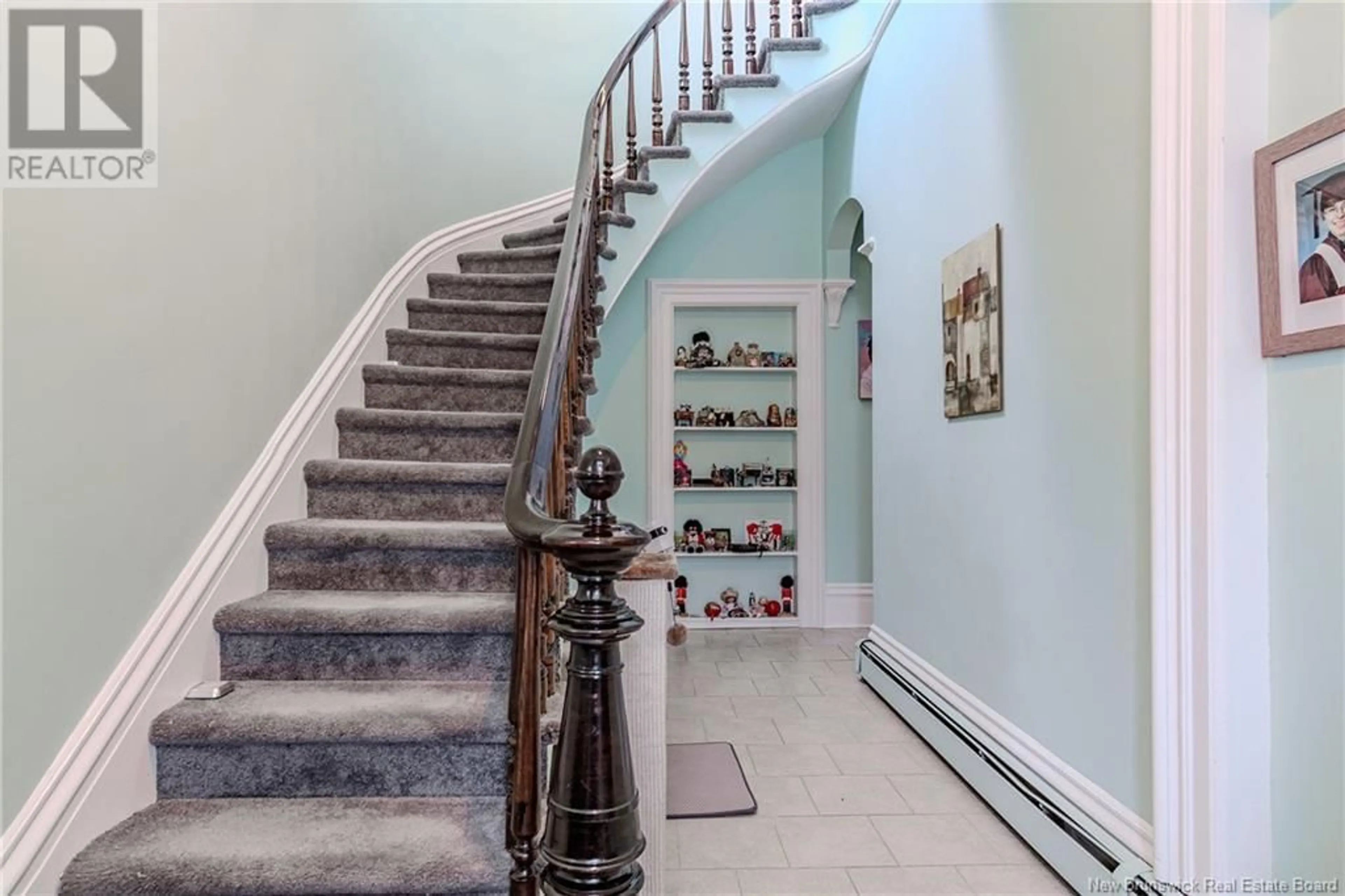 Indoor foyer for 232 PRINCE STREET, Saint John New Brunswick E2M1P2