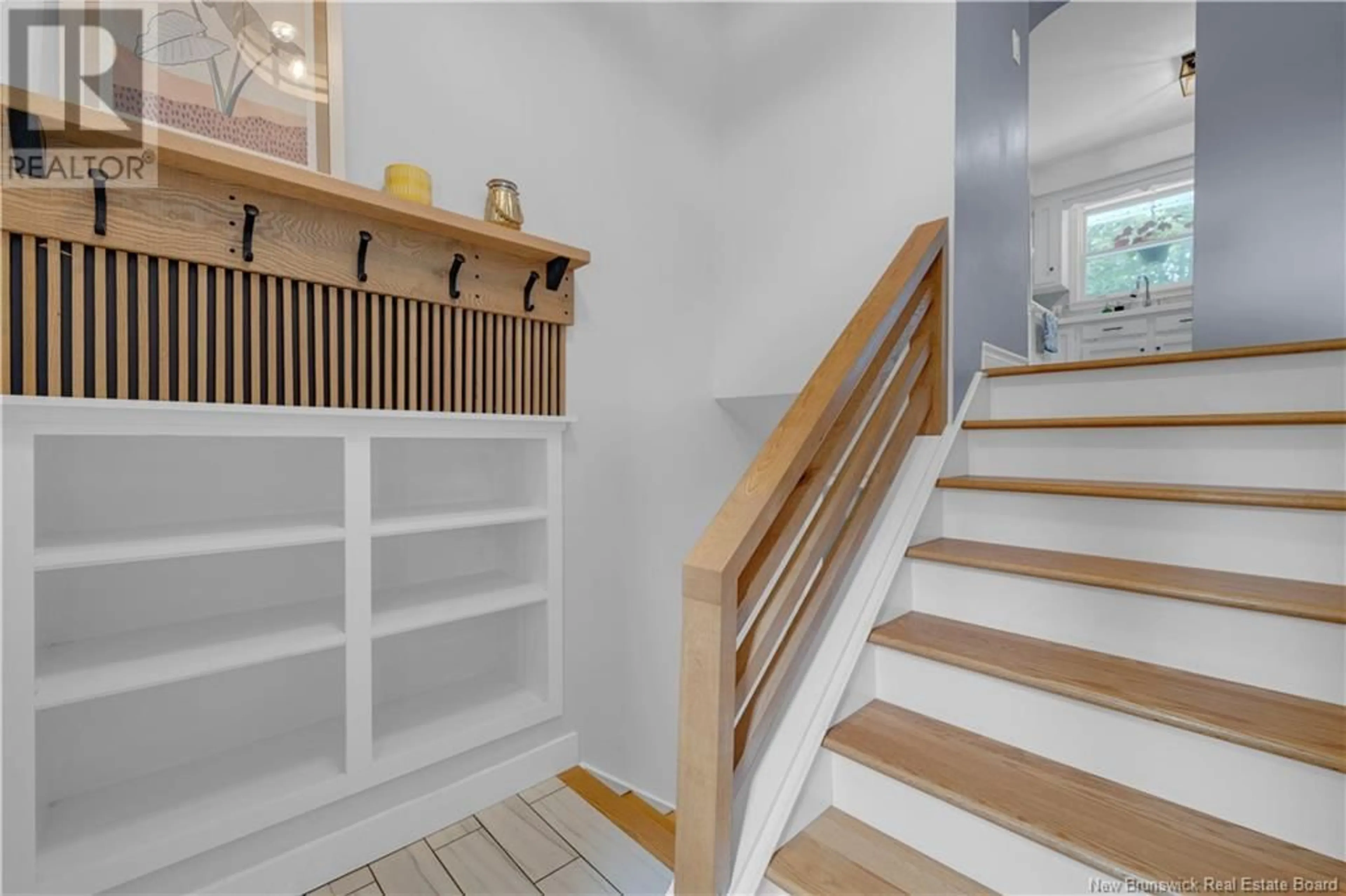 Stairs for 7 COUNTRY CRESCENT, Quispamsis New Brunswick E2E1T3