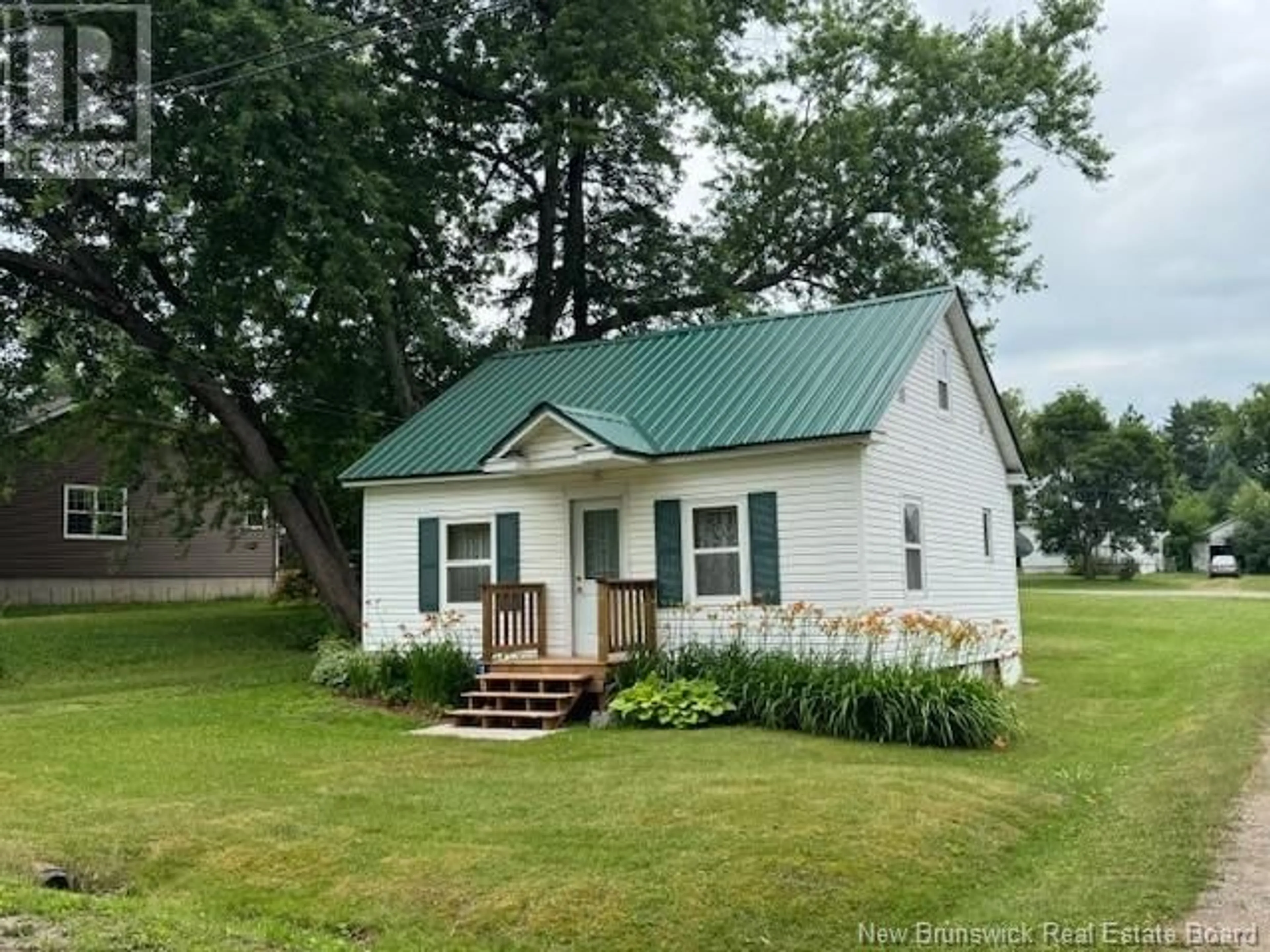 Unknown for 11 PRICE STREET, Petitcodiac New Brunswick E4Z4P8