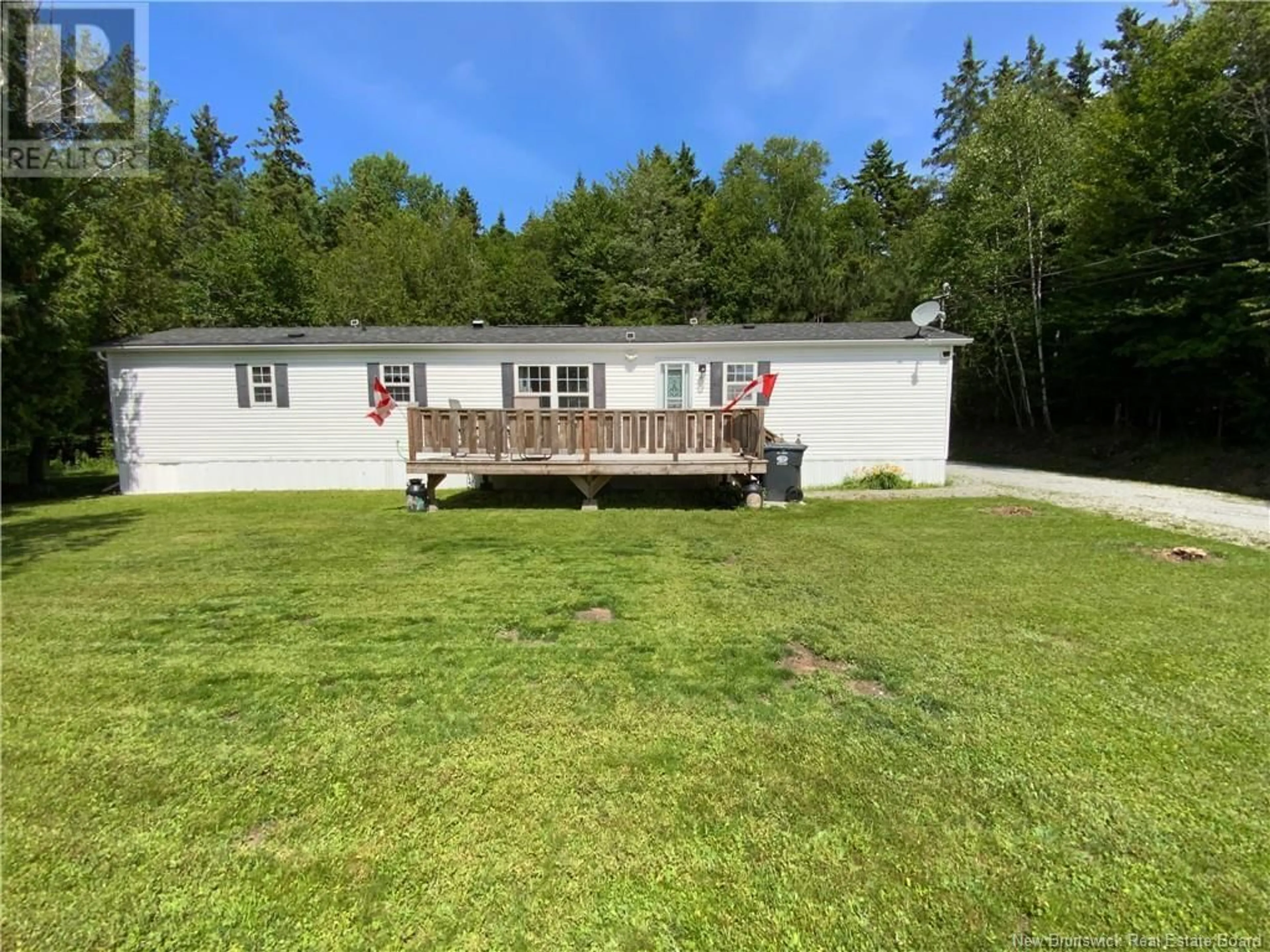 A pic from outside/outdoor area/front of a property/back of a property/a pic from drone, water/lake/river/ocean view for 75 BONNEY ROAD, Hampton New Brunswick E5N7A1