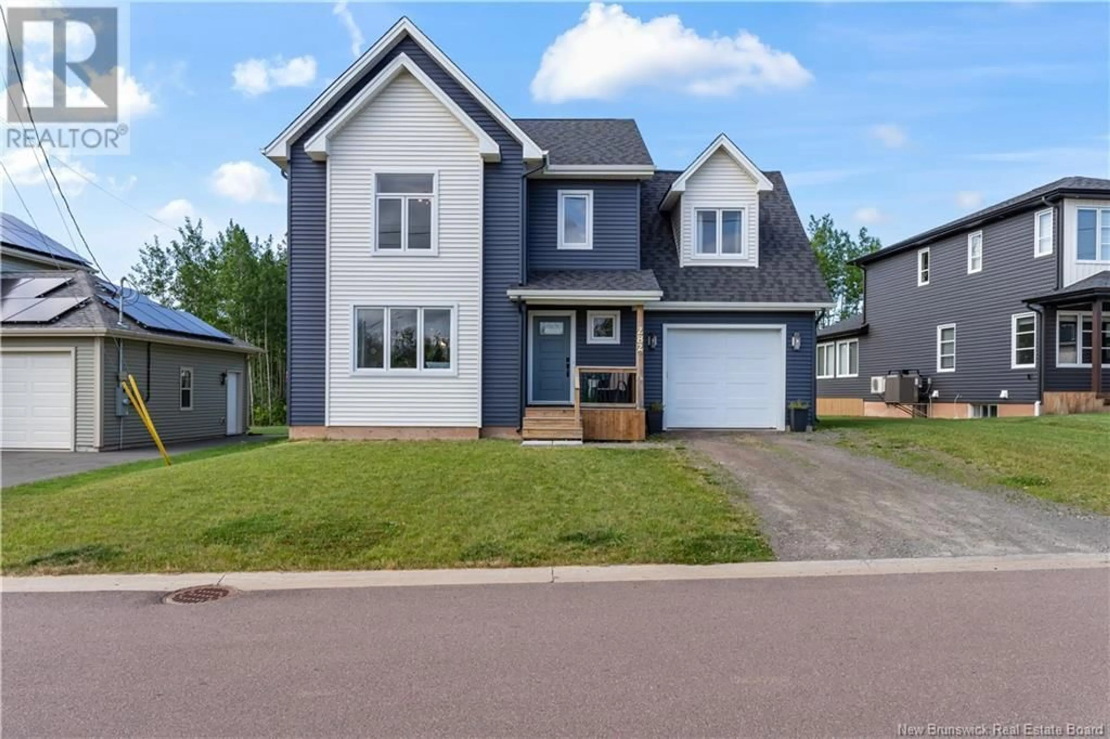 Home with vinyl exterior material, street for 282 CHATELLERAULT, Shediac New Brunswick E4P0L2