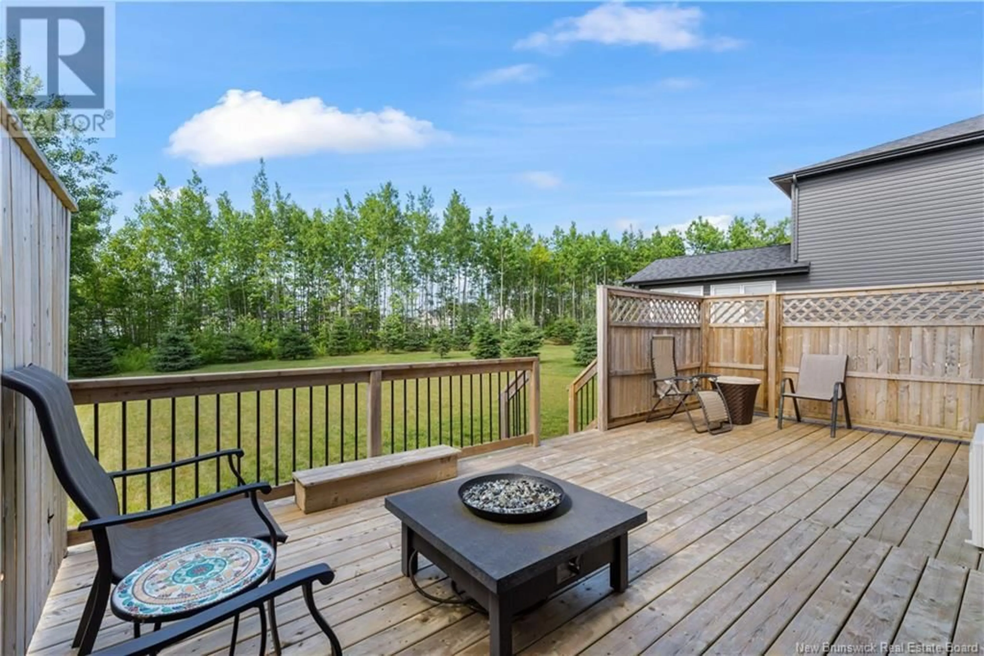 Patio, water/lake/river/ocean view for 282 CHATELLERAULT, Shediac New Brunswick E4P0L2