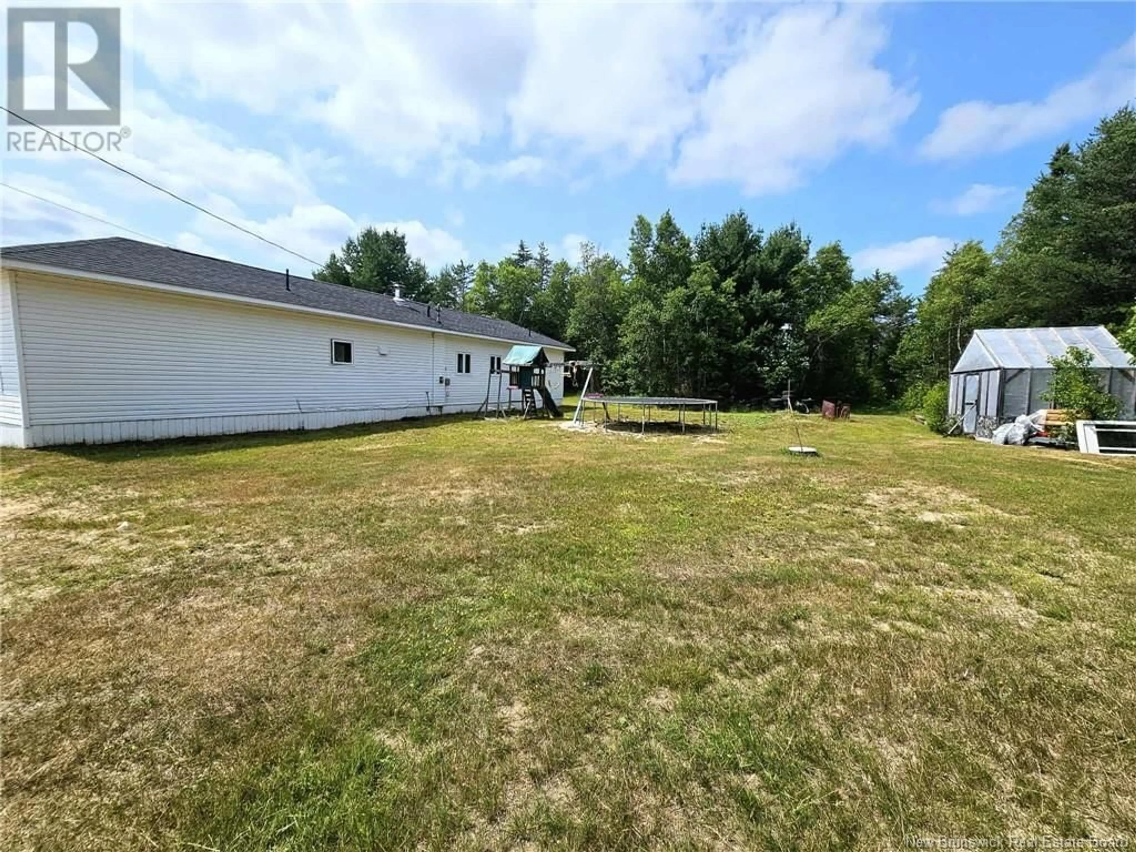A pic from outside/outdoor area/front of a property/back of a property/a pic from drone, unknown for 28 EDMOND ROAD, Haut-Sheila New Brunswick E1X1W2