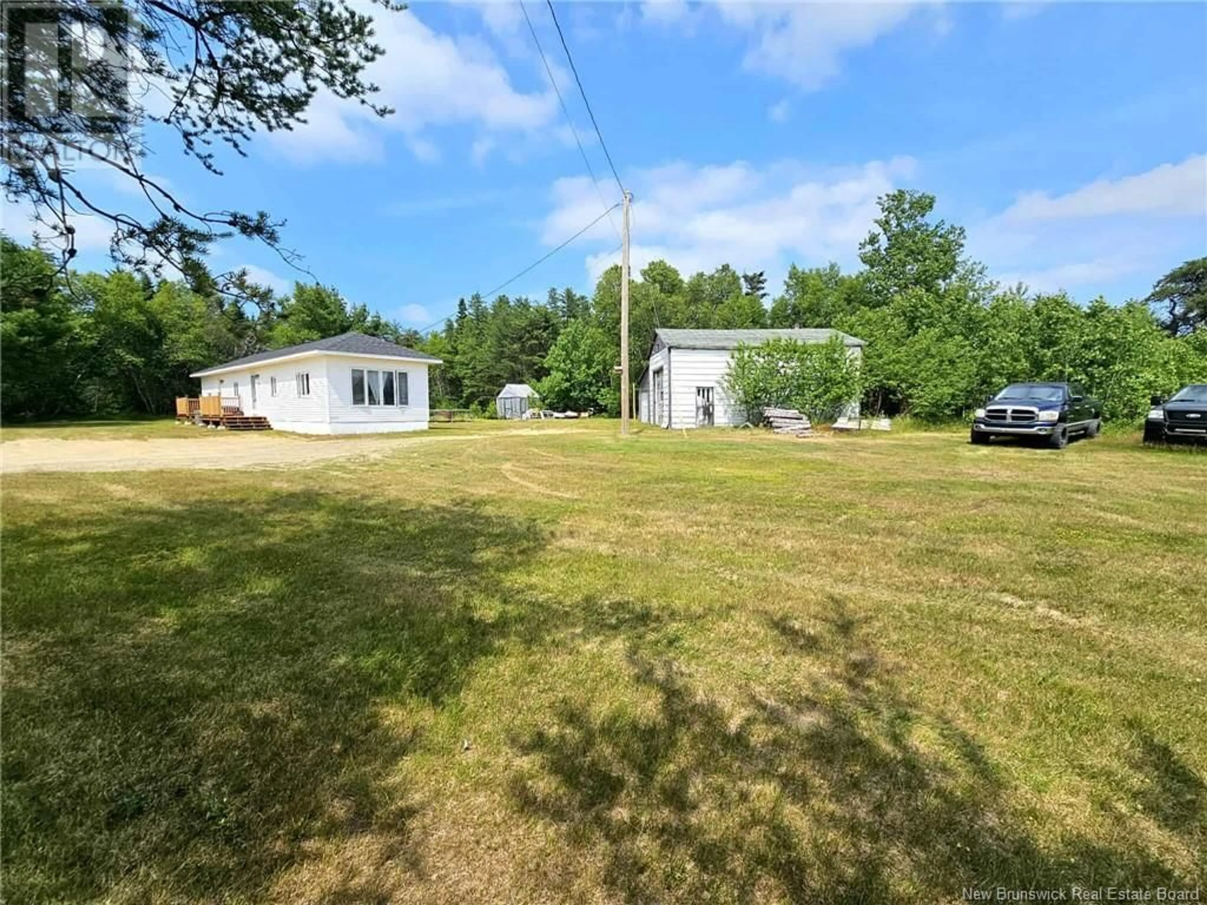 A pic from outside/outdoor area/front of a property/back of a property/a pic from drone, unknown for 28 EDMOND ROAD, Haut-Sheila New Brunswick E1X1W2