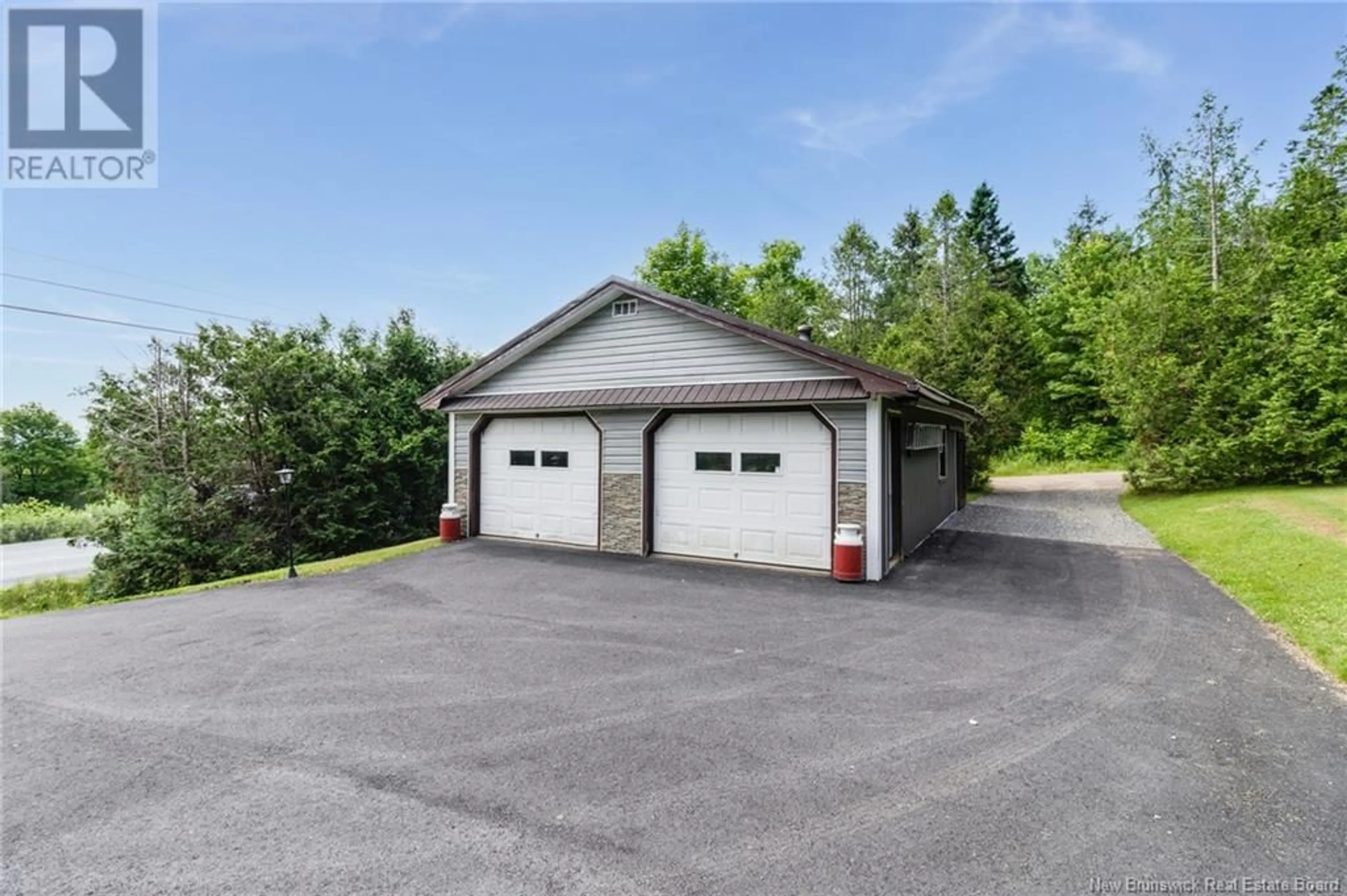 Indoor garage for 398 TWEEDSIDE LANE, Harvey New Brunswick E6K2L1
