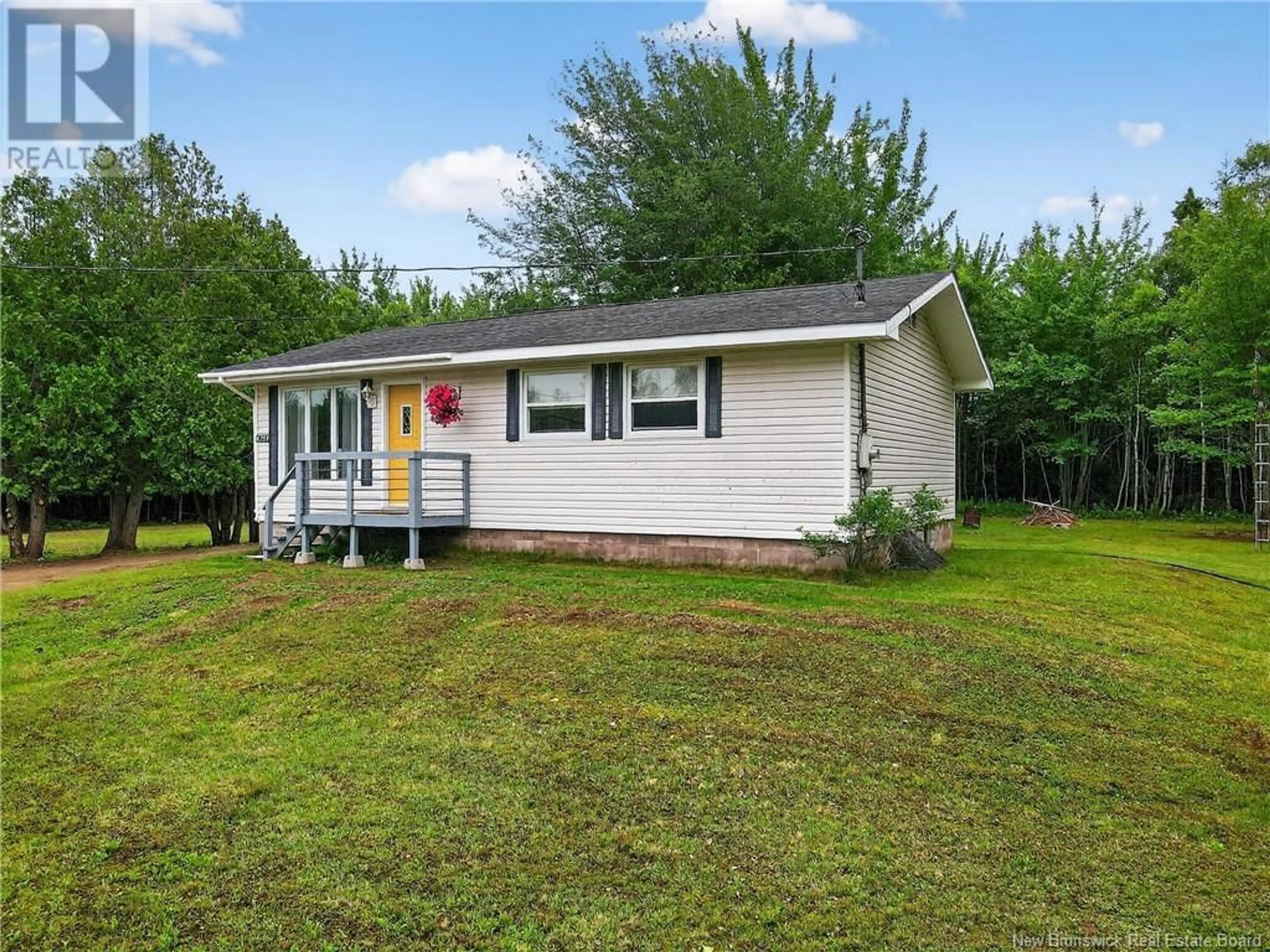 Home with vinyl exterior material, unknown for 4359 ROUTE 505, Richibouctou-Village New Brunswick E4W1N6