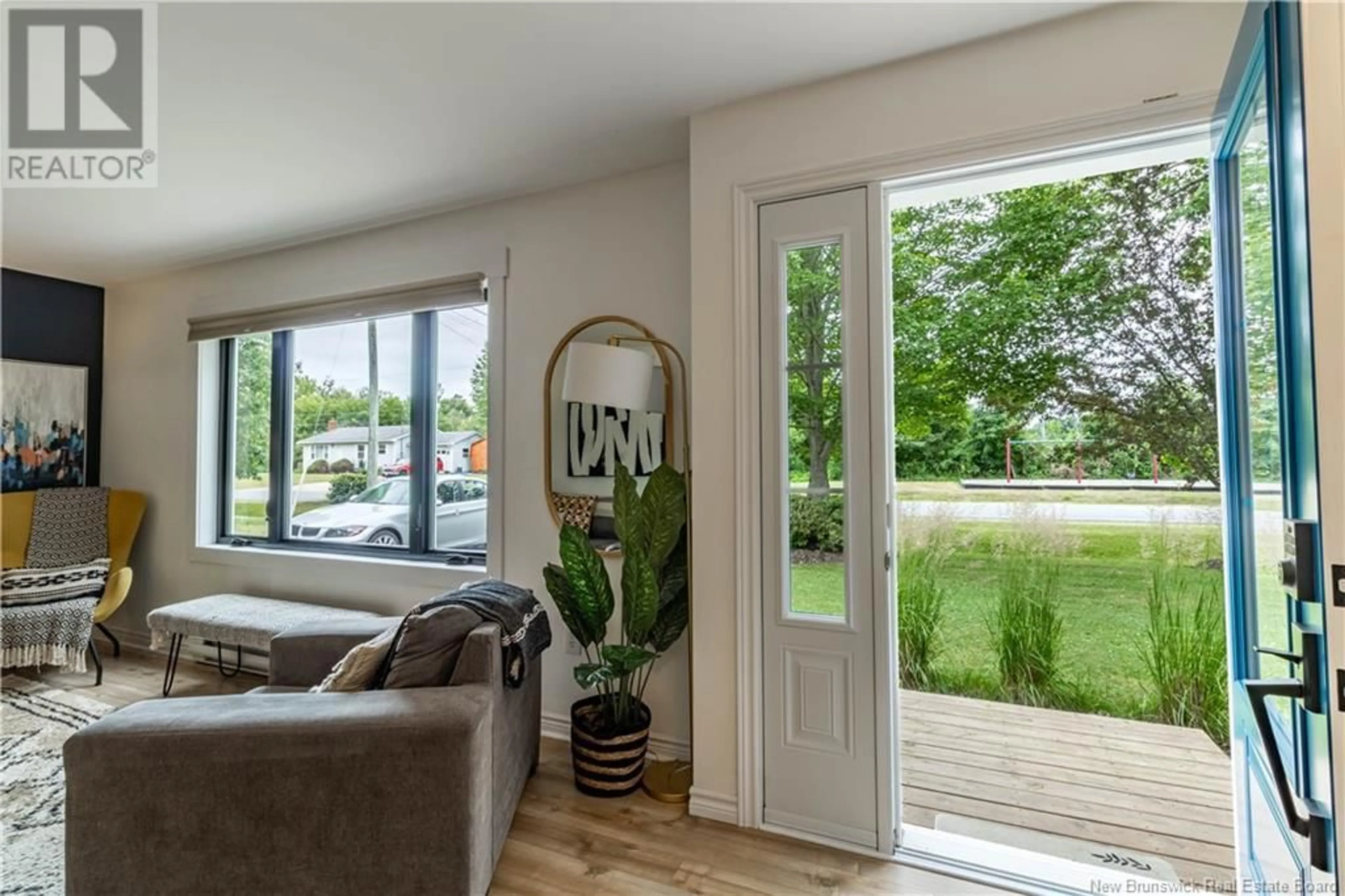 Indoor entryway for 12 OAK COURT, Sussex New Brunswick E4E2L6