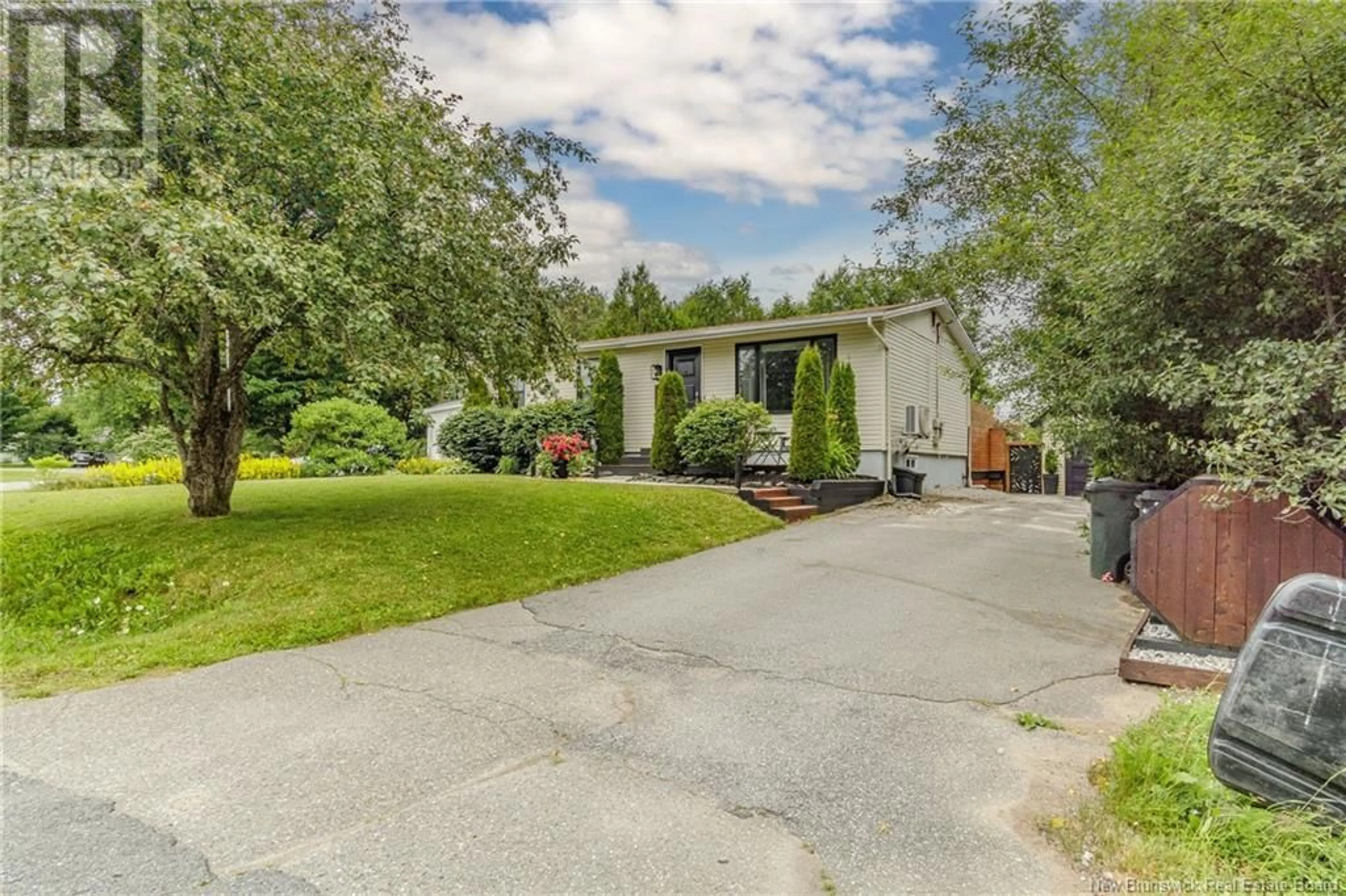 Unknown for 245 KAREN STREET, Saint John New Brunswick E2N1E7