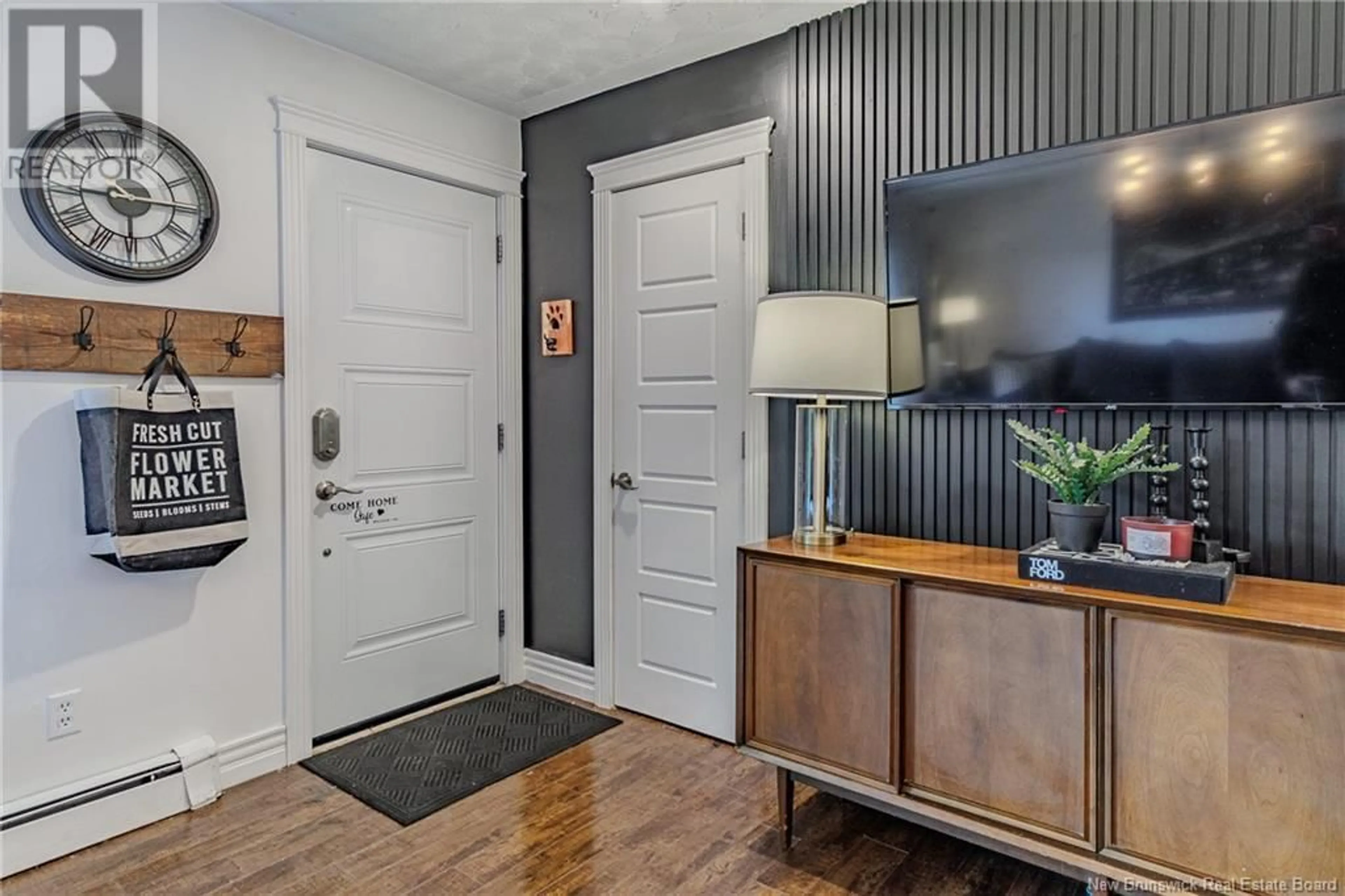 Indoor entryway for 245 KAREN STREET, Saint John New Brunswick E2N1E7