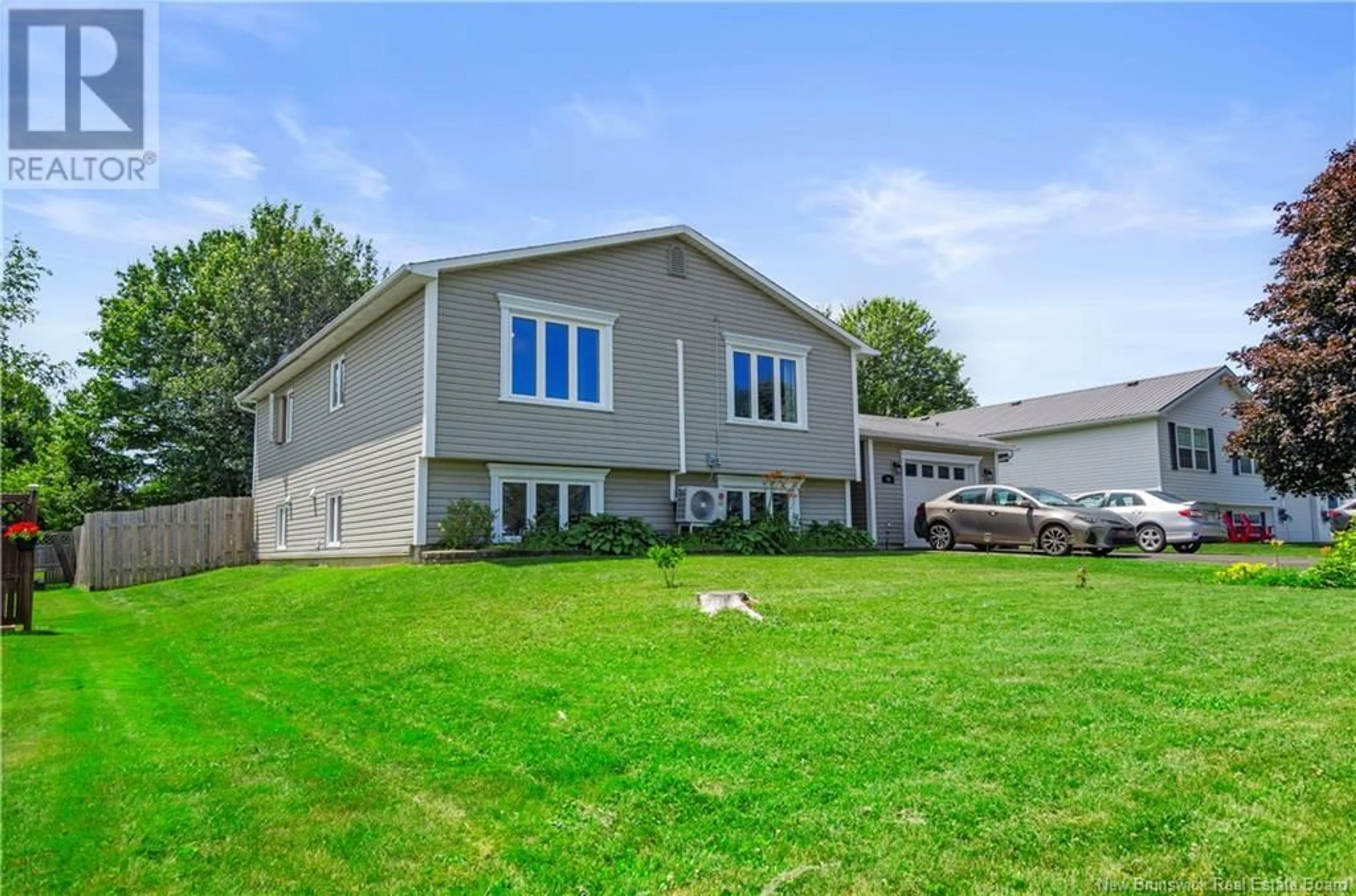 Home with vinyl exterior material, unknown for 46 CRAIG STREET, Oromocto New Brunswick E2V2R4