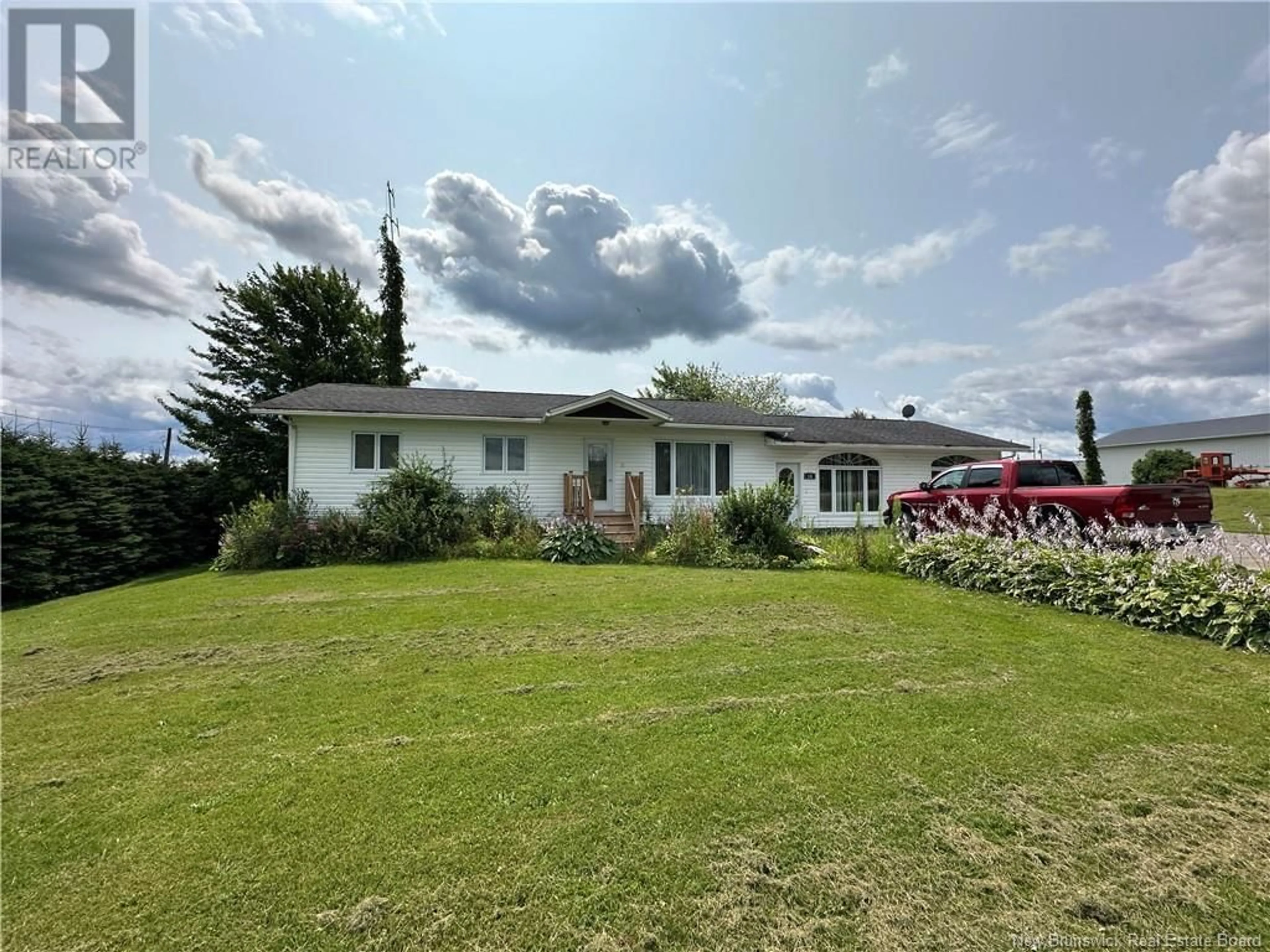 A pic from outside/outdoor area/front of a property/back of a property/a pic from drone, unknown for 10 375 ROUTE, Grand Falls New Brunswick E3Z1Z3