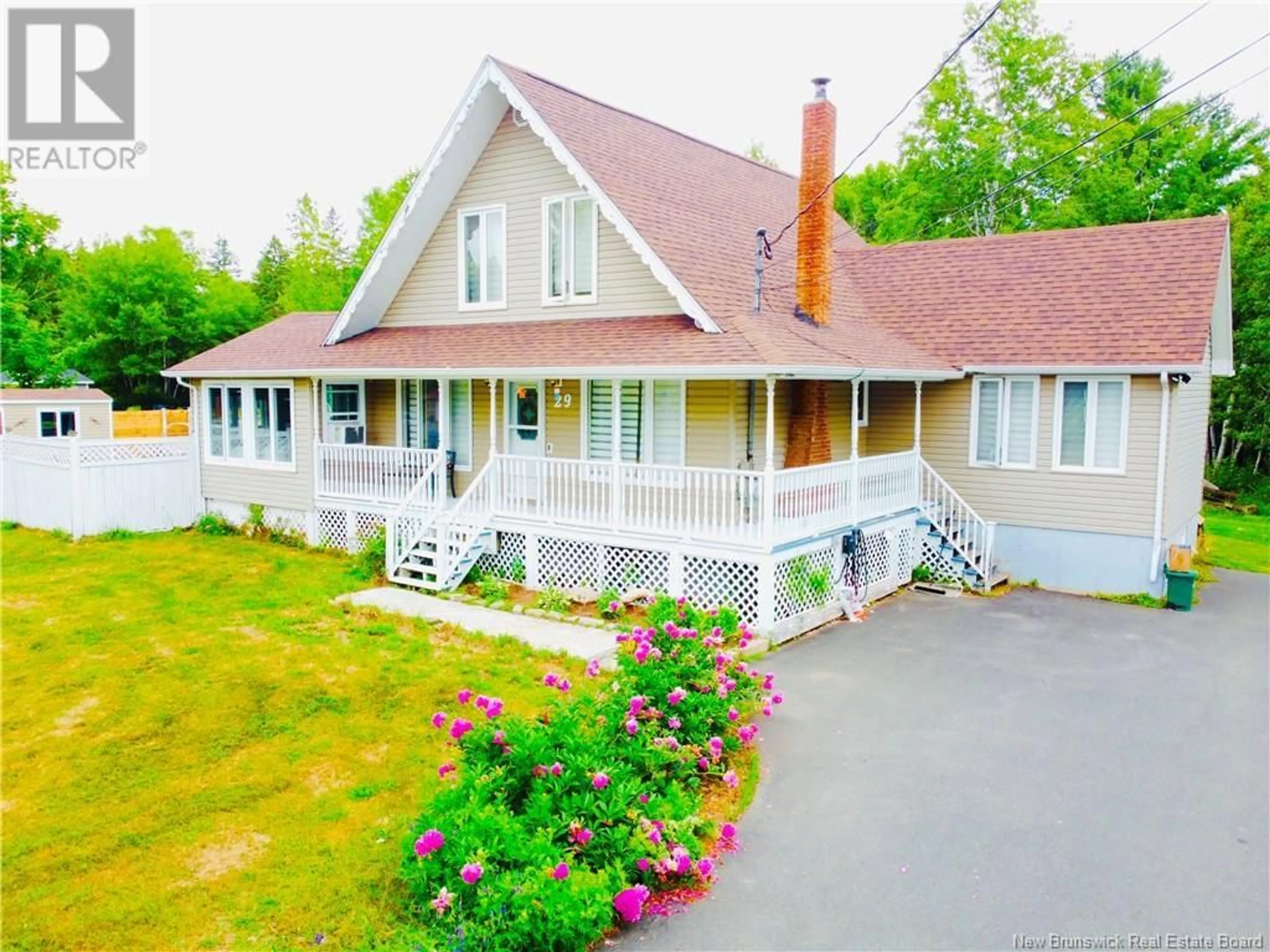 A pic from outside/outdoor area/front of a property/back of a property/a pic from drone, street for 29 JASON, North Tetagouche New Brunswick E2A4Y8