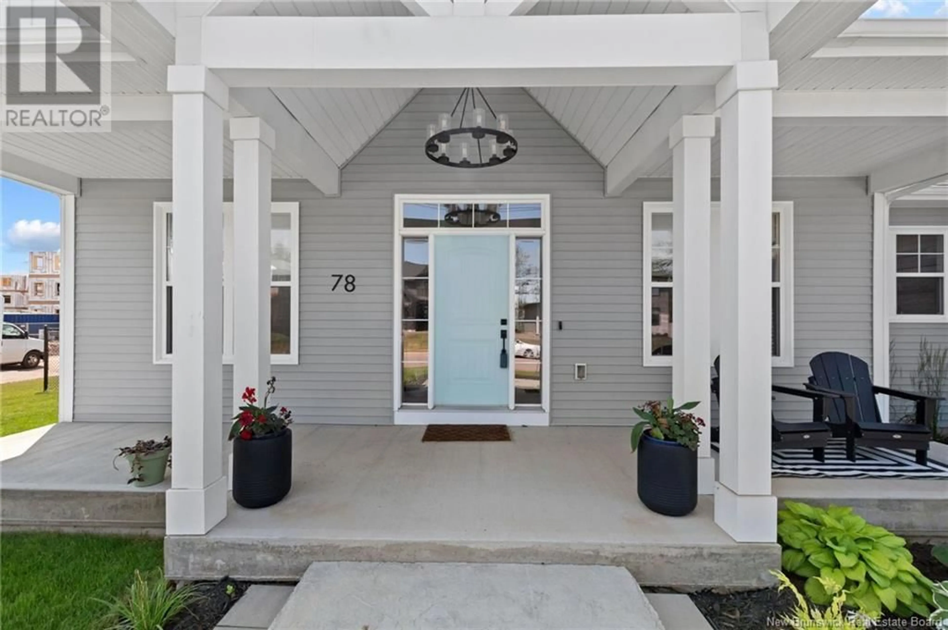 Indoor entryway for 78 BOUCHARD STREET, Dieppe New Brunswick E1A9T9