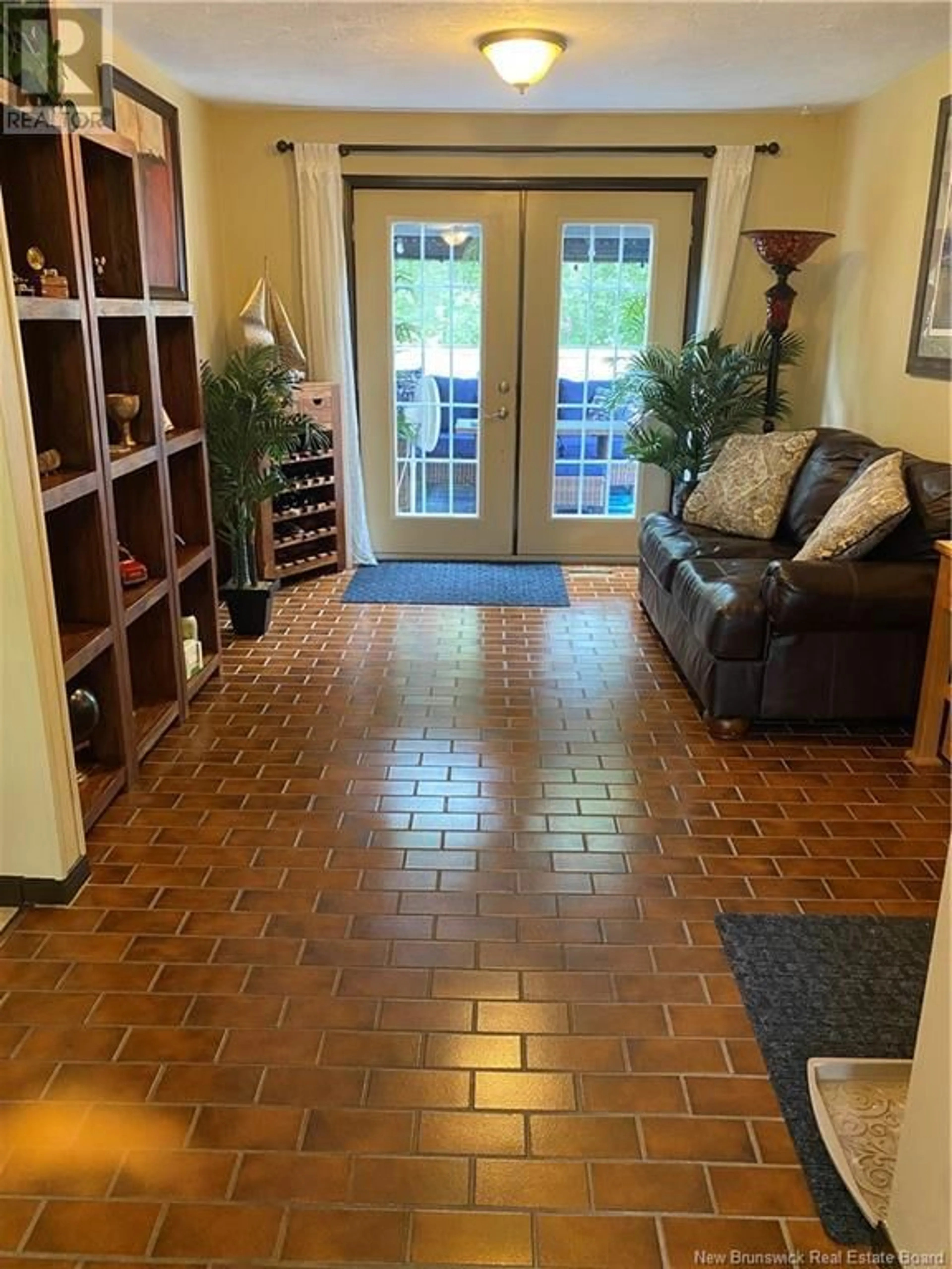 Indoor entryway for 51 LEMONWOOD COURT, Moncton New Brunswick E1G1S8