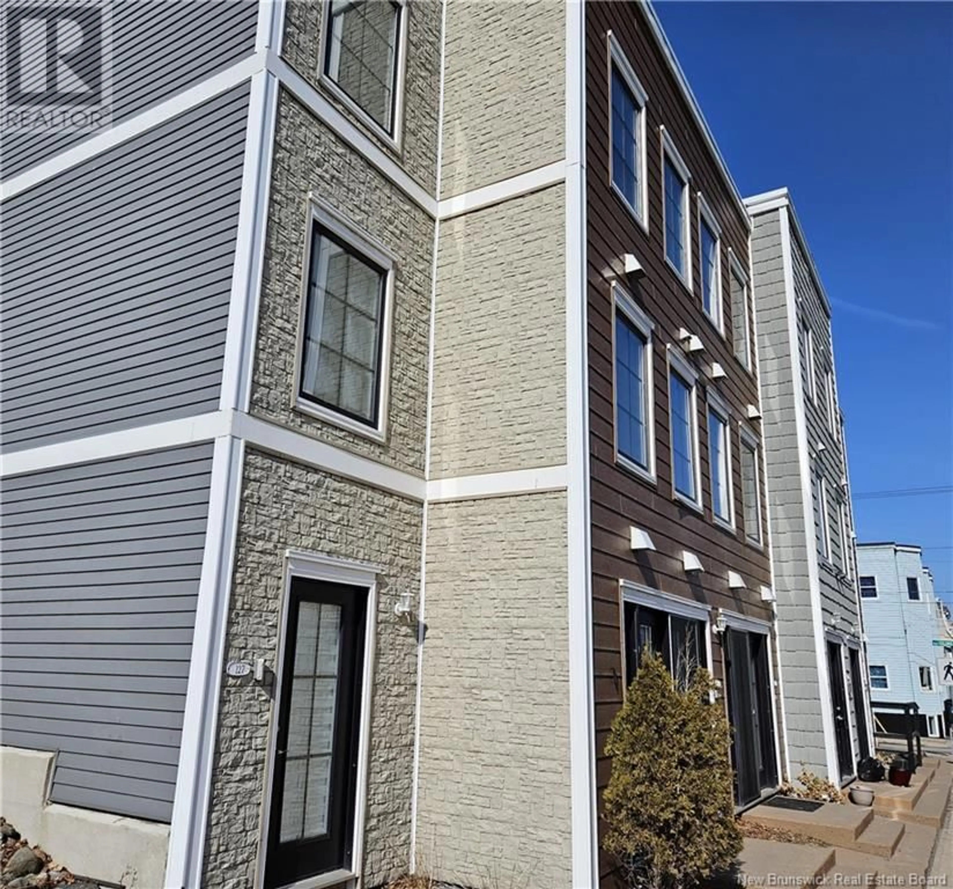 Unknown for 120 - 127 WATERLOO STREET, Saint John New Brunswick E2L0E8
