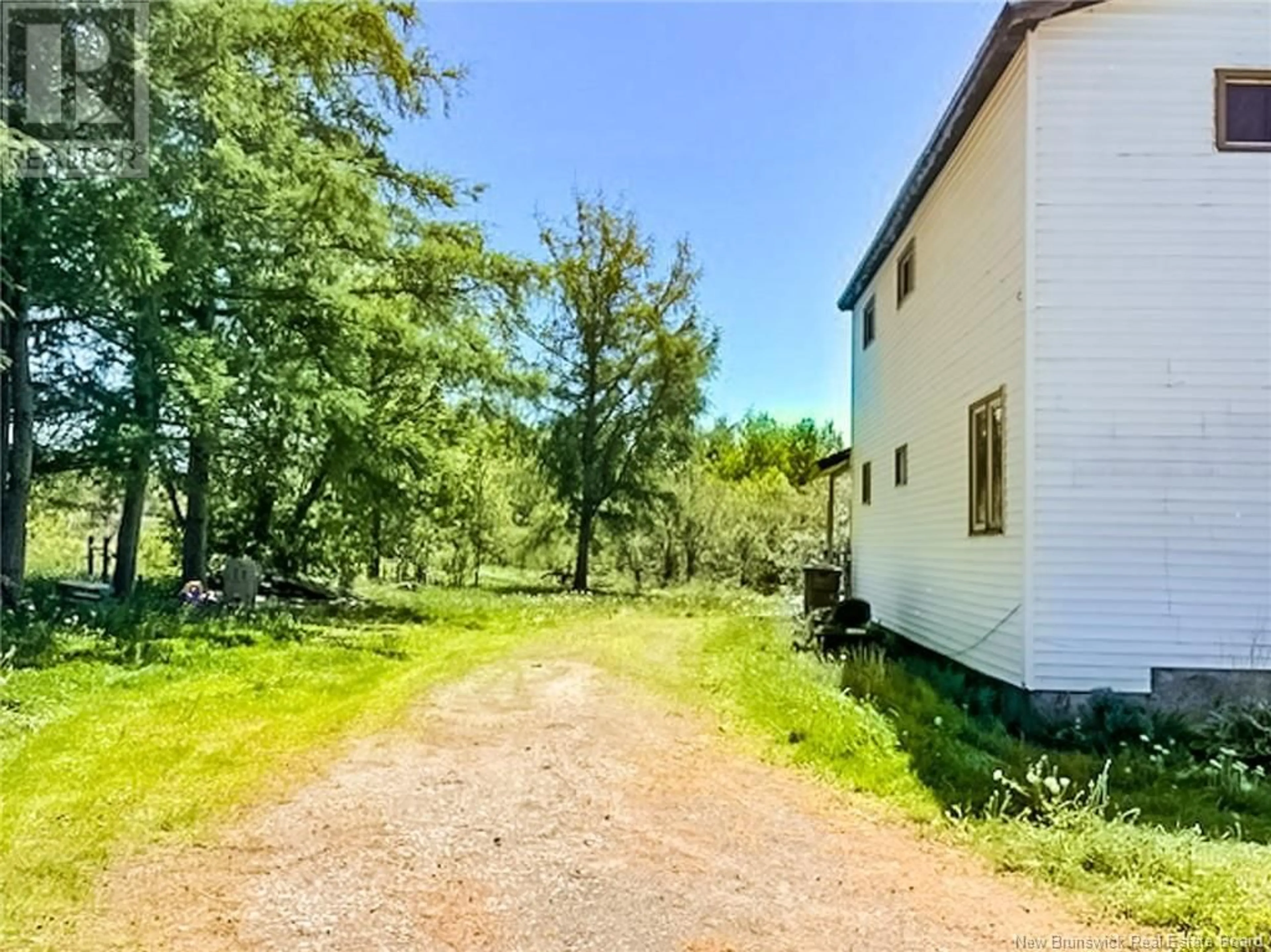 A pic from outside/outdoor area/front of a property/back of a property/a pic from drone, unknown for 689 KNOWLESVILLE ROAD, Knowlesville New Brunswick E7L4N9