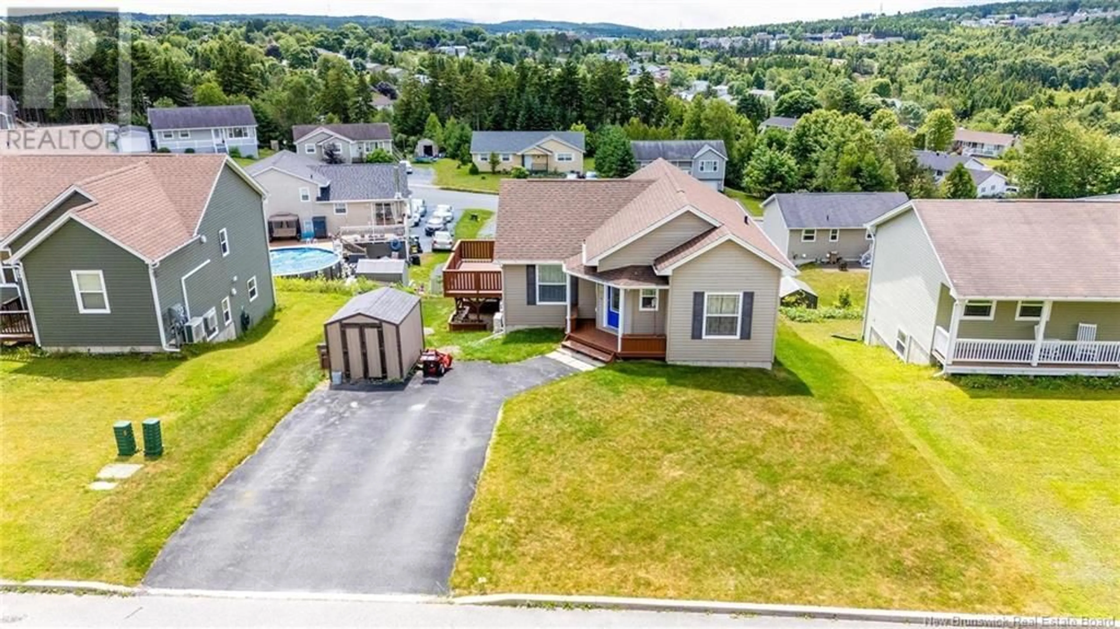 A pic from outside/outdoor area/front of a property/back of a property/a pic from drone, unknown for 21 REBA ROAD, Saint John New Brunswick E2J0G4