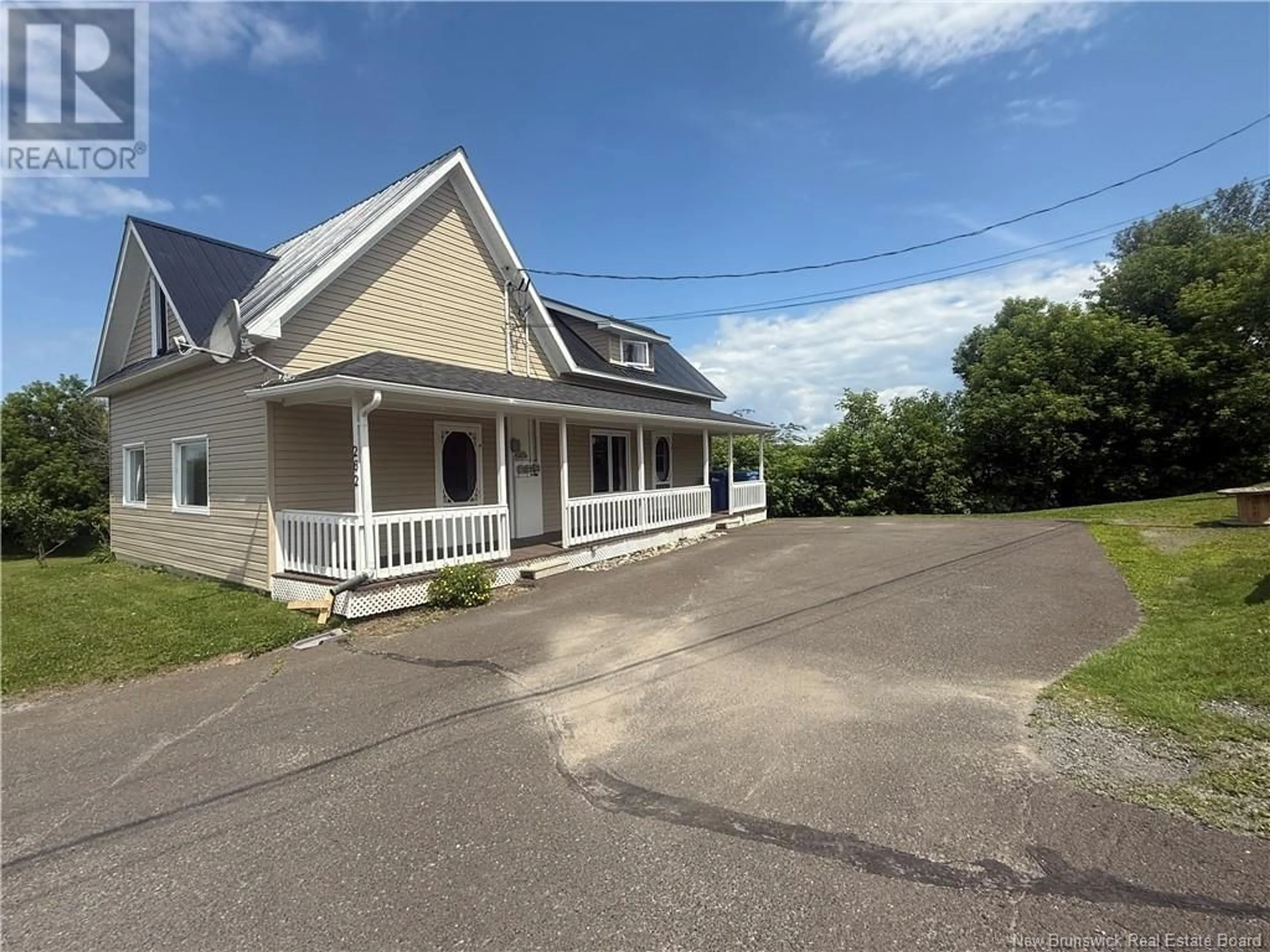 A pic from outside/outdoor area/front of a property/back of a property/a pic from drone, street for 262 MAIN STREET, Grand Falls New Brunswick E3Z2V7