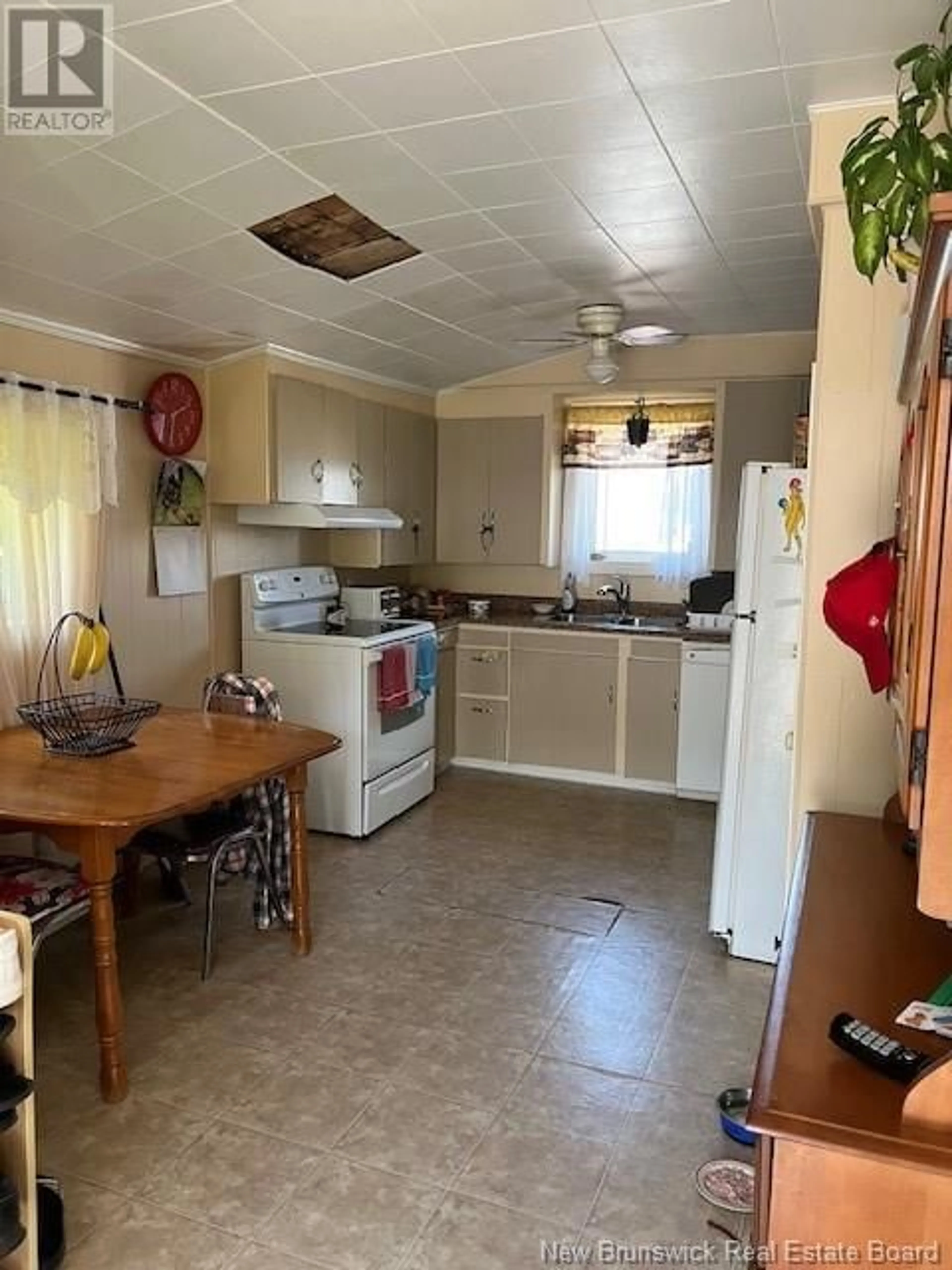 Standard kitchen, unknown for 124 BEARSE STREET, Dalhousie New Brunswick E8C1B5