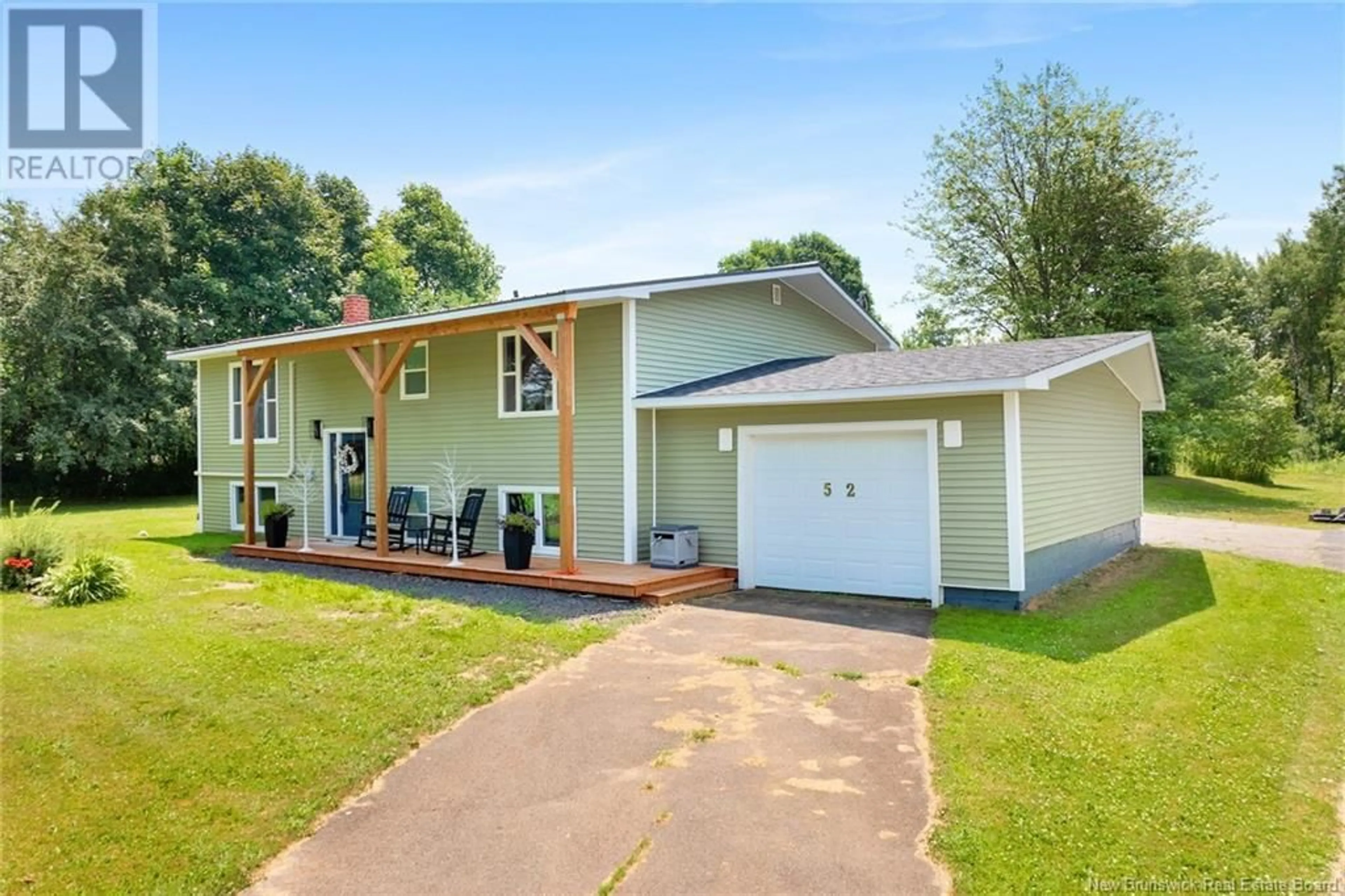 Home with vinyl exterior material, unknown for 52 KING STREET, Chipman New Brunswick E4A2H7