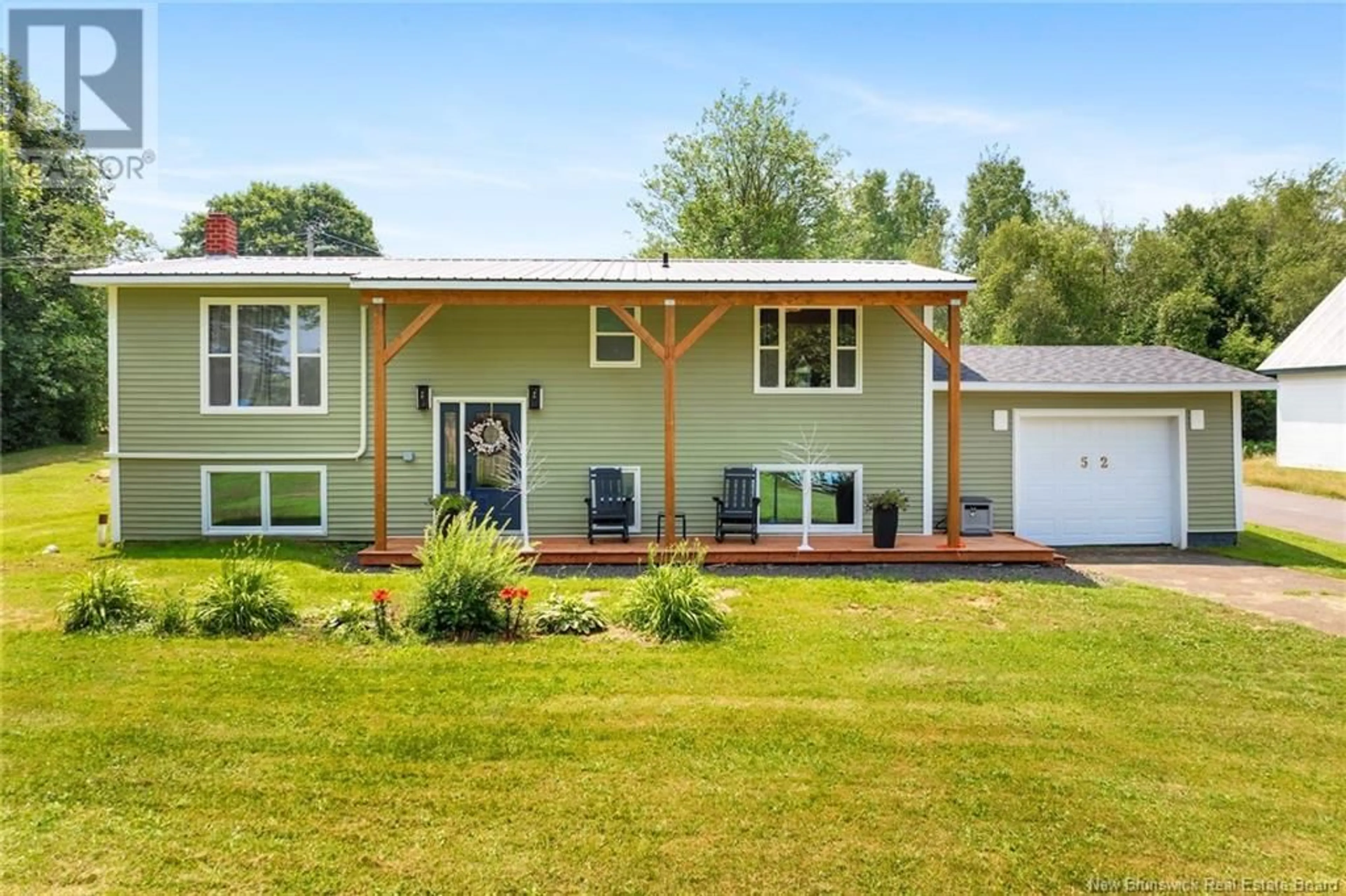 Home with vinyl exterior material, unknown for 52 KING STREET, Chipman New Brunswick E4A2H7