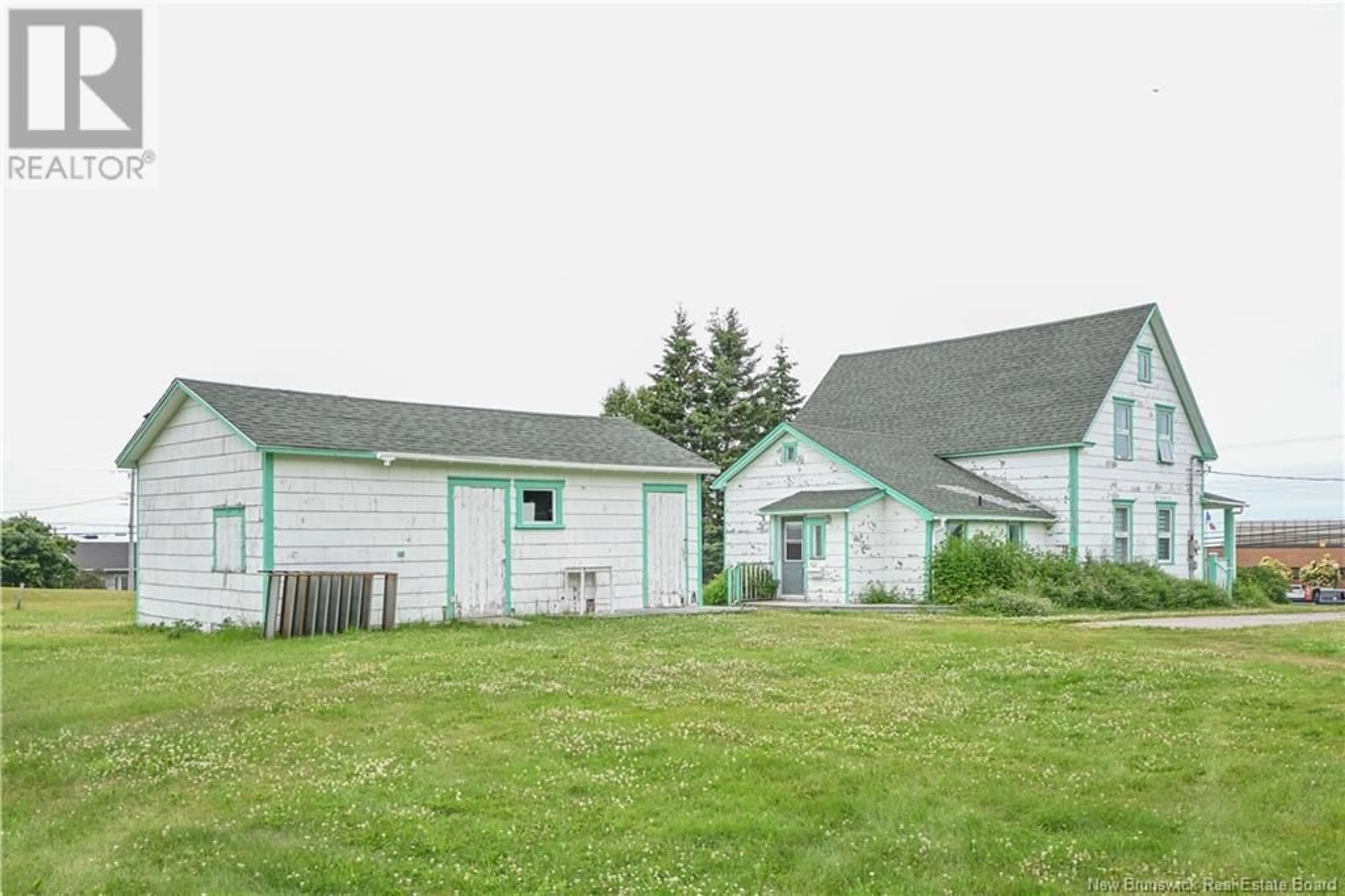 Unknown for 290 SAINT-PIERRE O BOULEVARD, Caraquet New Brunswick E1W1B7