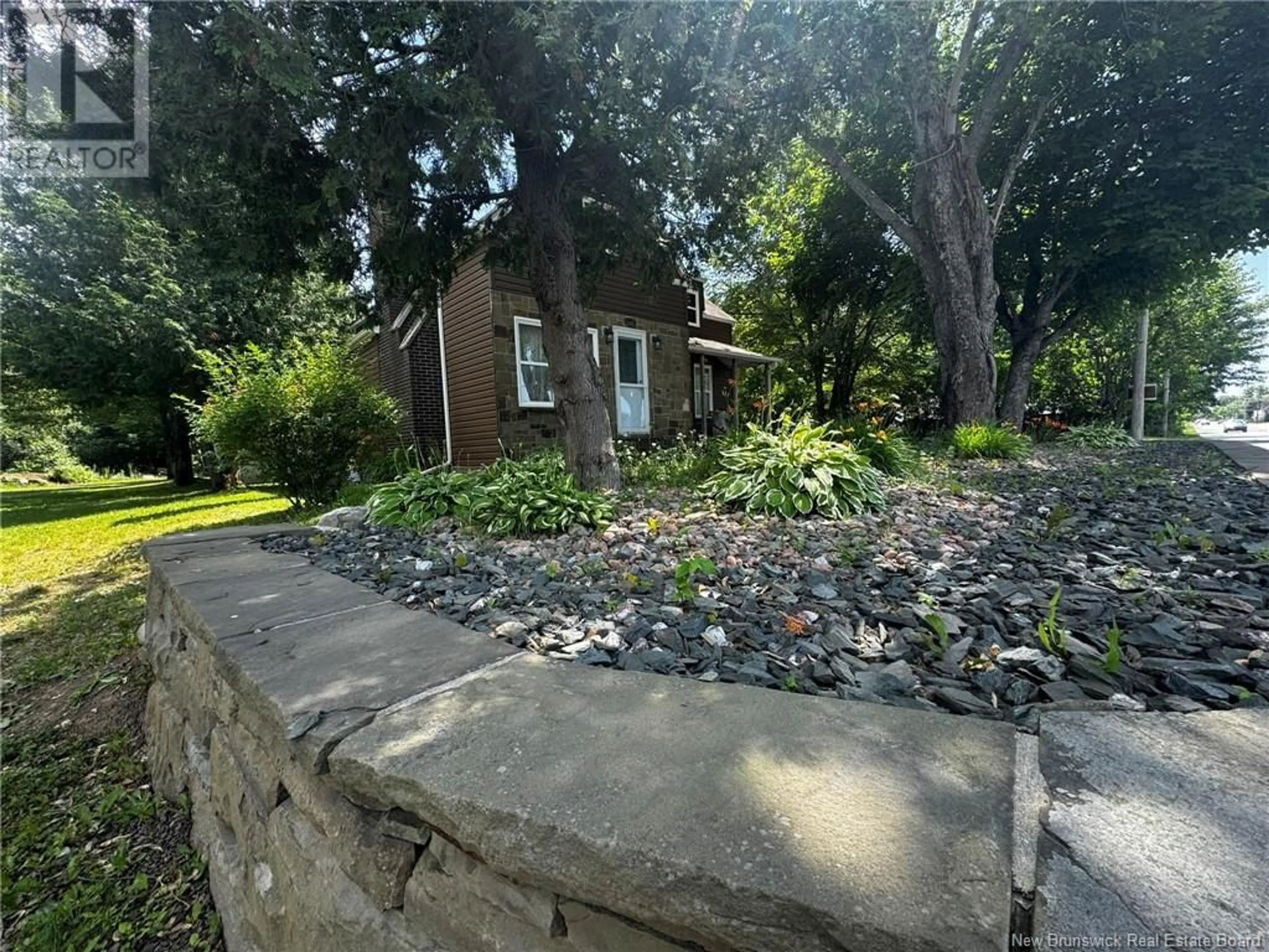 A pic from outside/outdoor area/front of a property/back of a property/a pic from drone, street for 296 WELLINGTON STREET, Miramichi New Brunswick E1N1P2