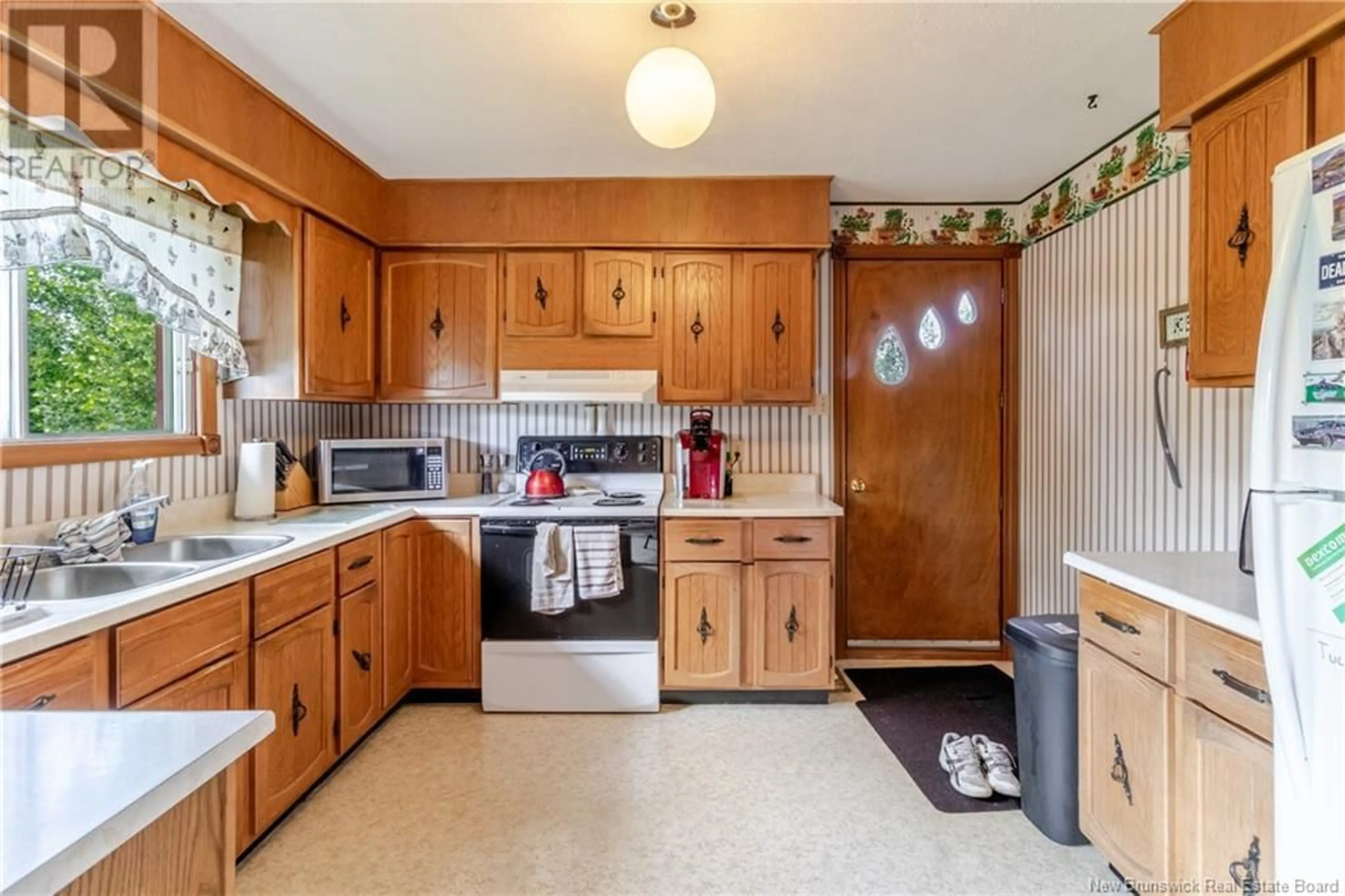 Standard kitchen, unknown for 1973 ROUTE 655, Nasonworth New Brunswick E3B8C4