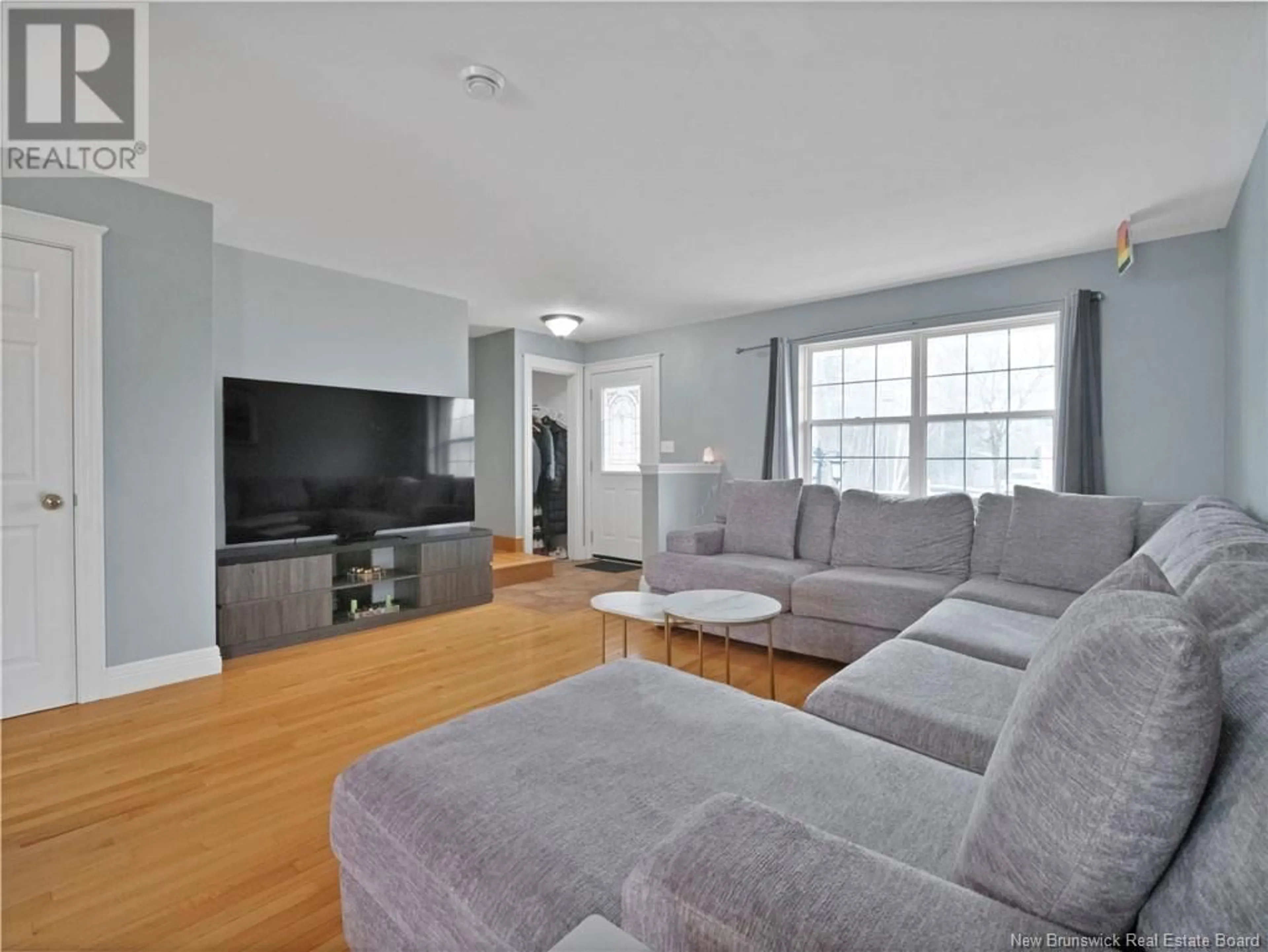 Living room with furniture, unknown for 291 TWIN OAKS DRIVE, Moncton New Brunswick E1G4W7