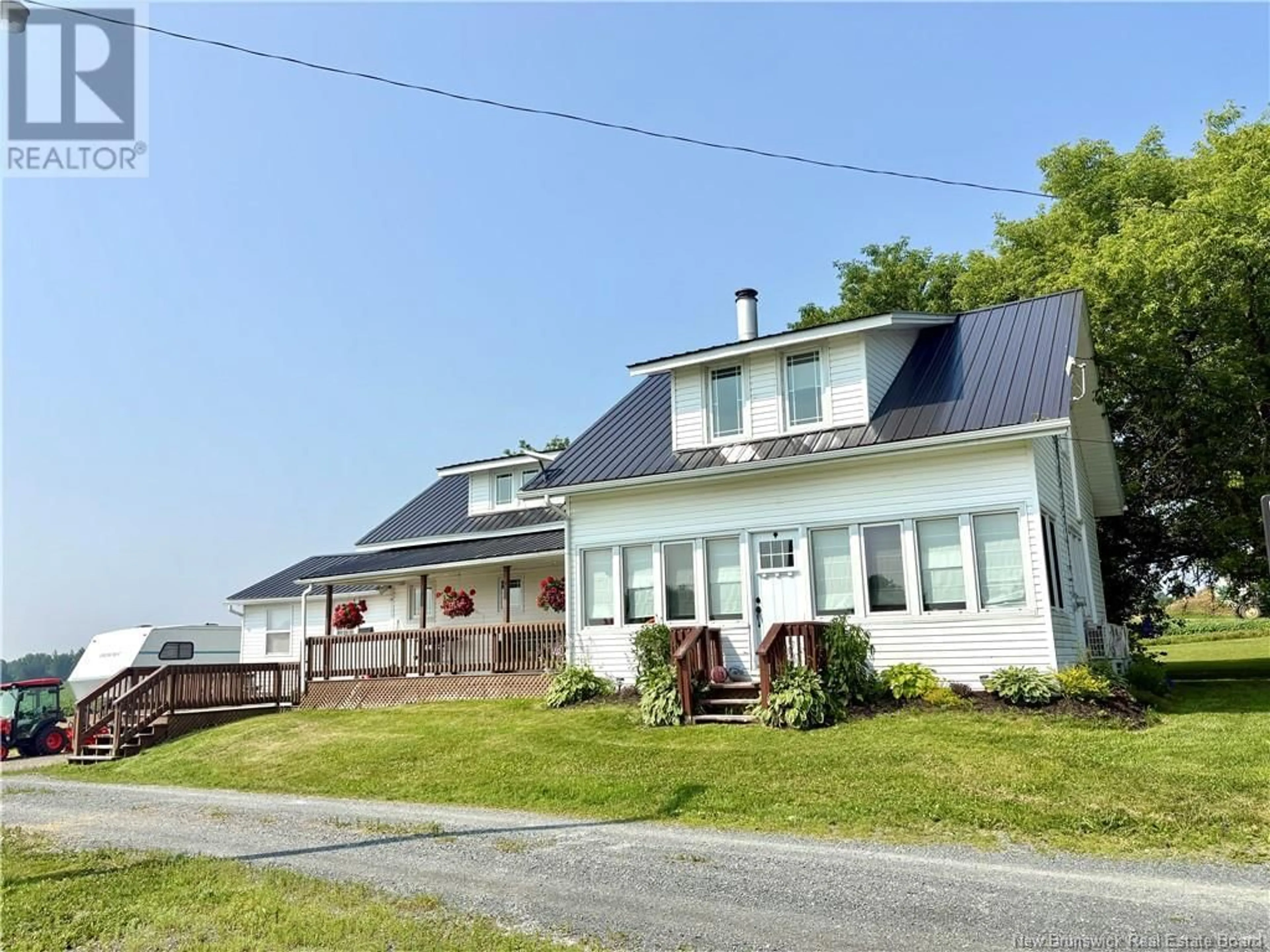 A pic from outside/outdoor area/front of a property/back of a property/a pic from drone, building for 542 SWEET ROAD, Deerville New Brunswick E7K1C4