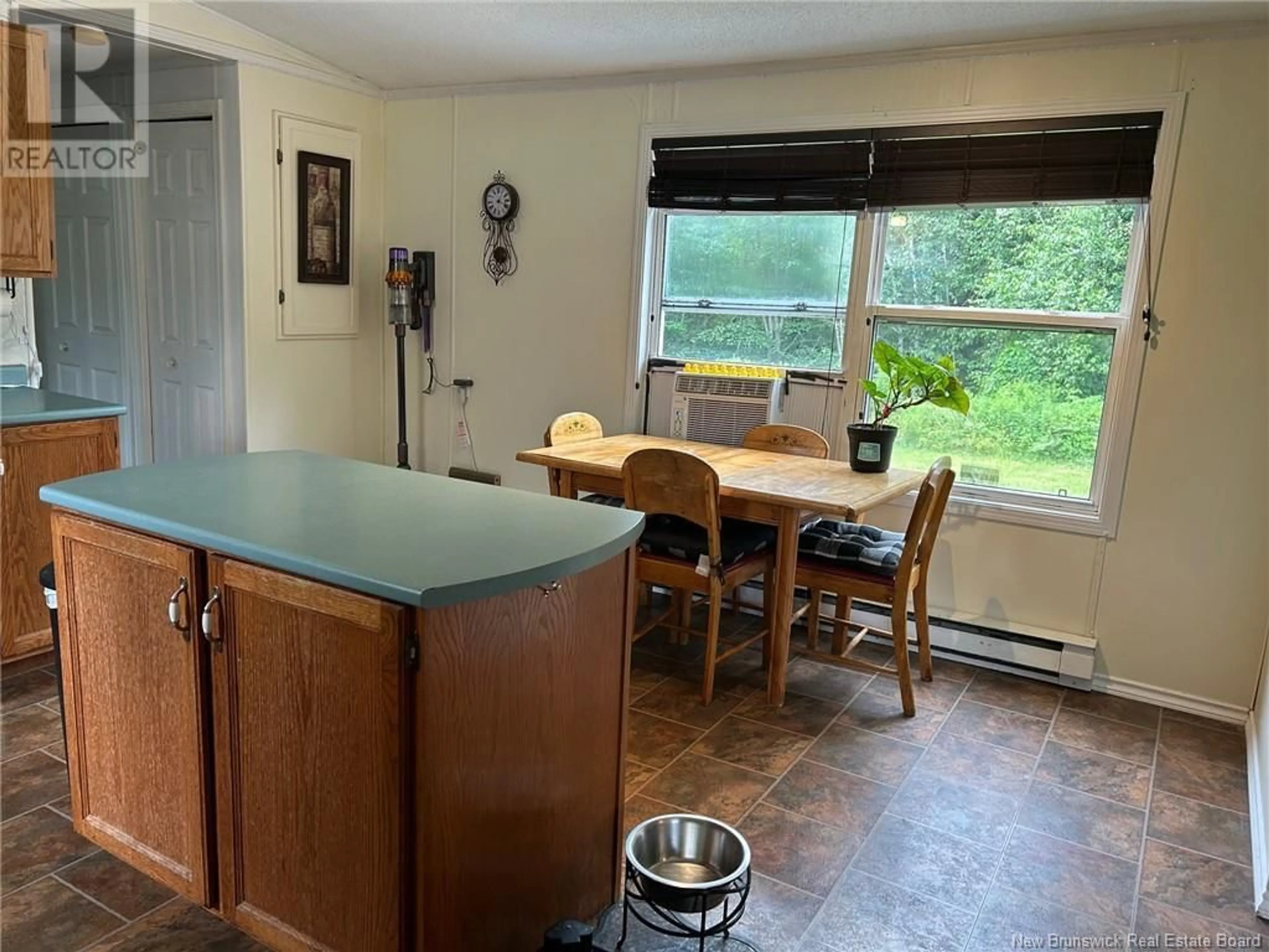 Standard kitchen, unknown for 76 CRYSTAL DRIVE, Waasis New Brunswick E3B9B6