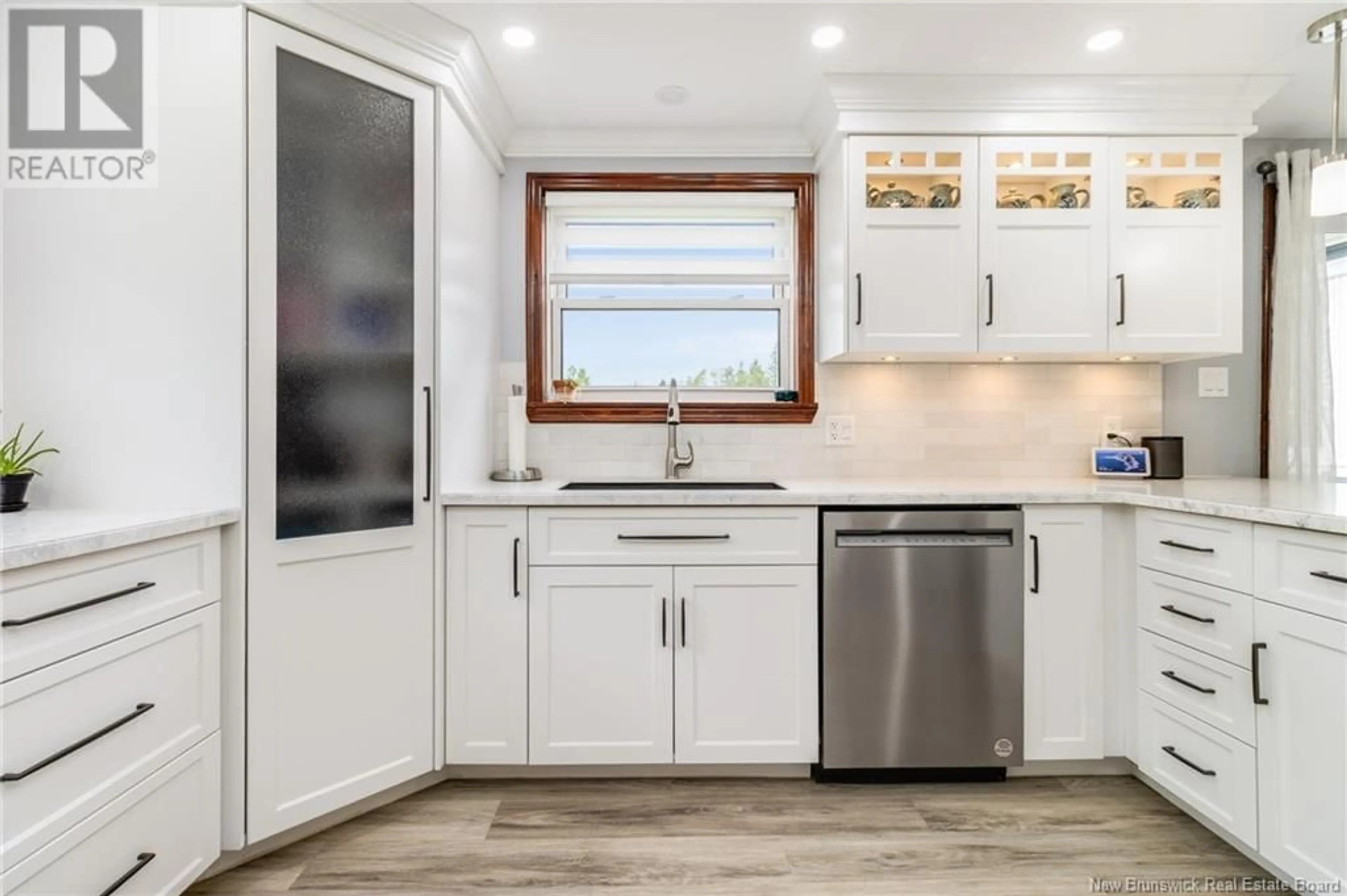 Open concept kitchen, ceramic/tile floor for 668 565 ROUTE, Johnville New Brunswick E7J1N2