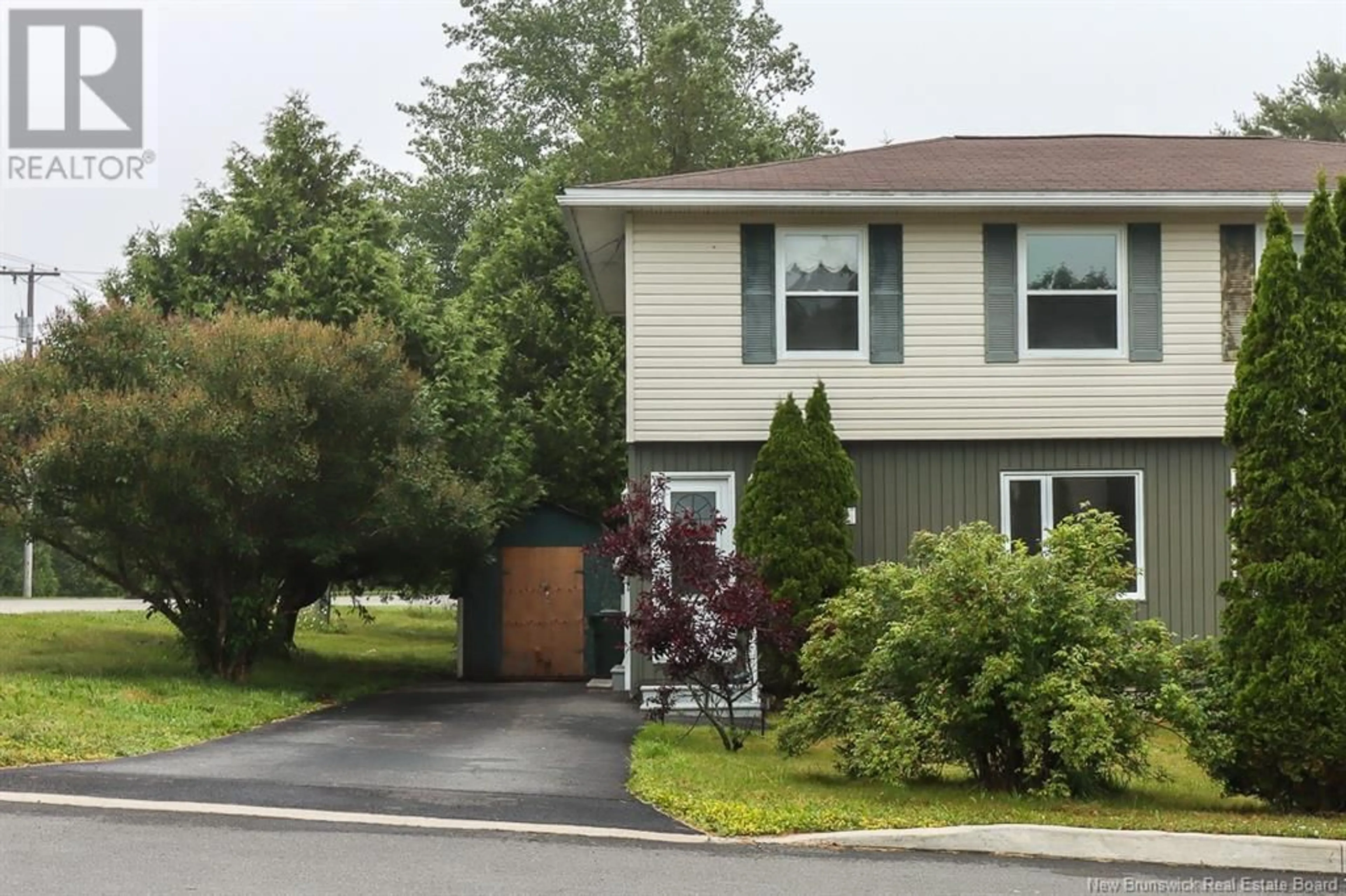 Home with vinyl exterior material, street for 1 BIRCHWOOD PLACE, Saint John New Brunswick E2M5G4