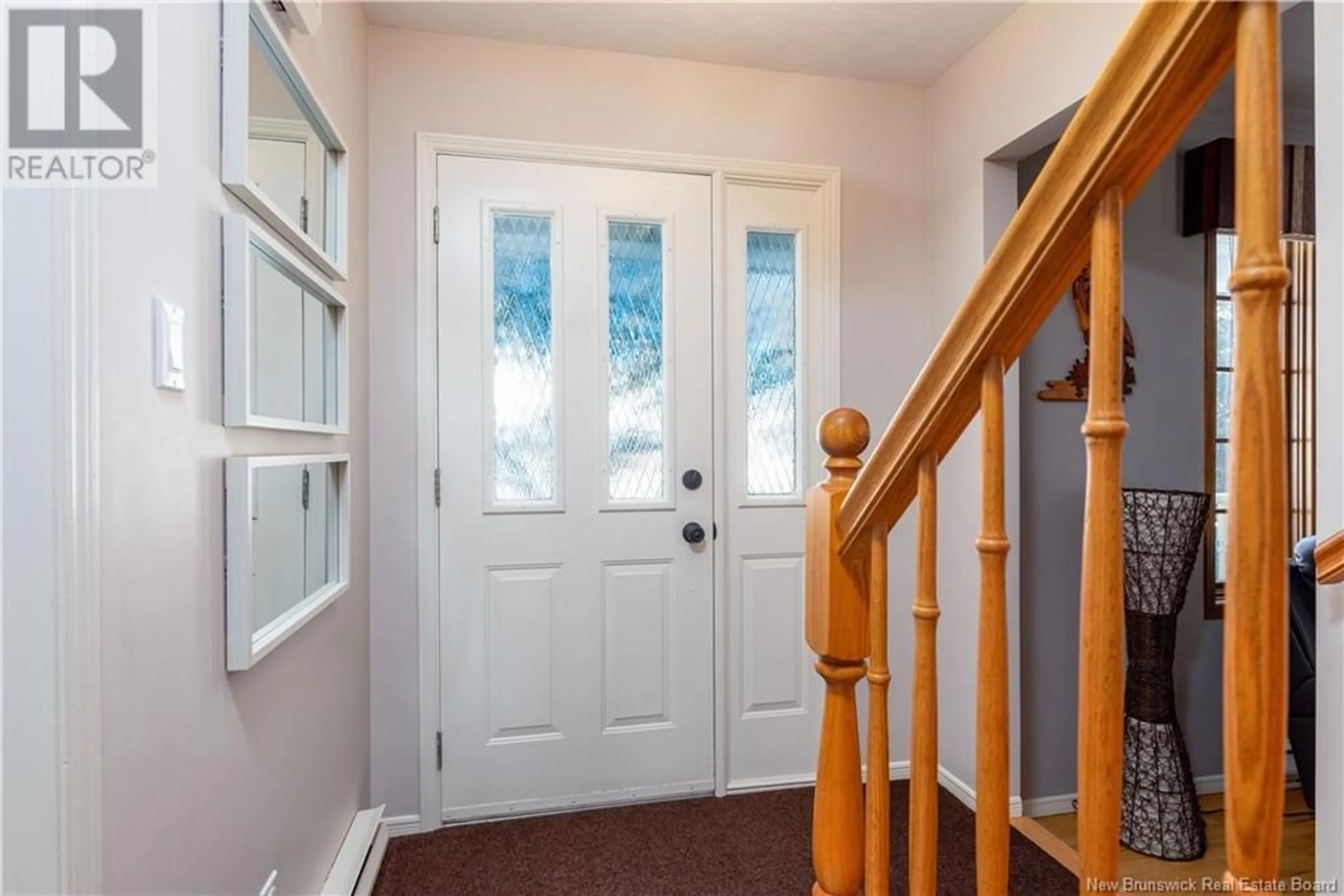 Indoor entryway for 272 GASPE STREET, Dieppe New Brunswick E1A5E1