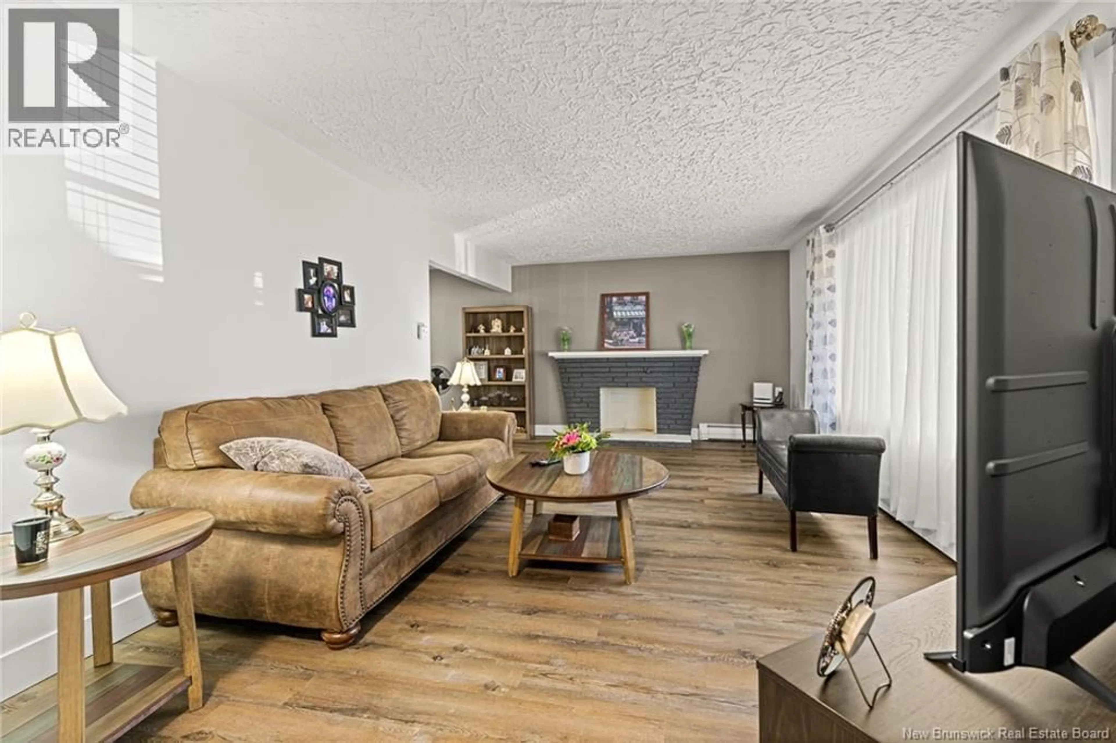 Living room with furniture, unknown for 116-118 BRENTWOOD, Moncton New Brunswick E1E1N1