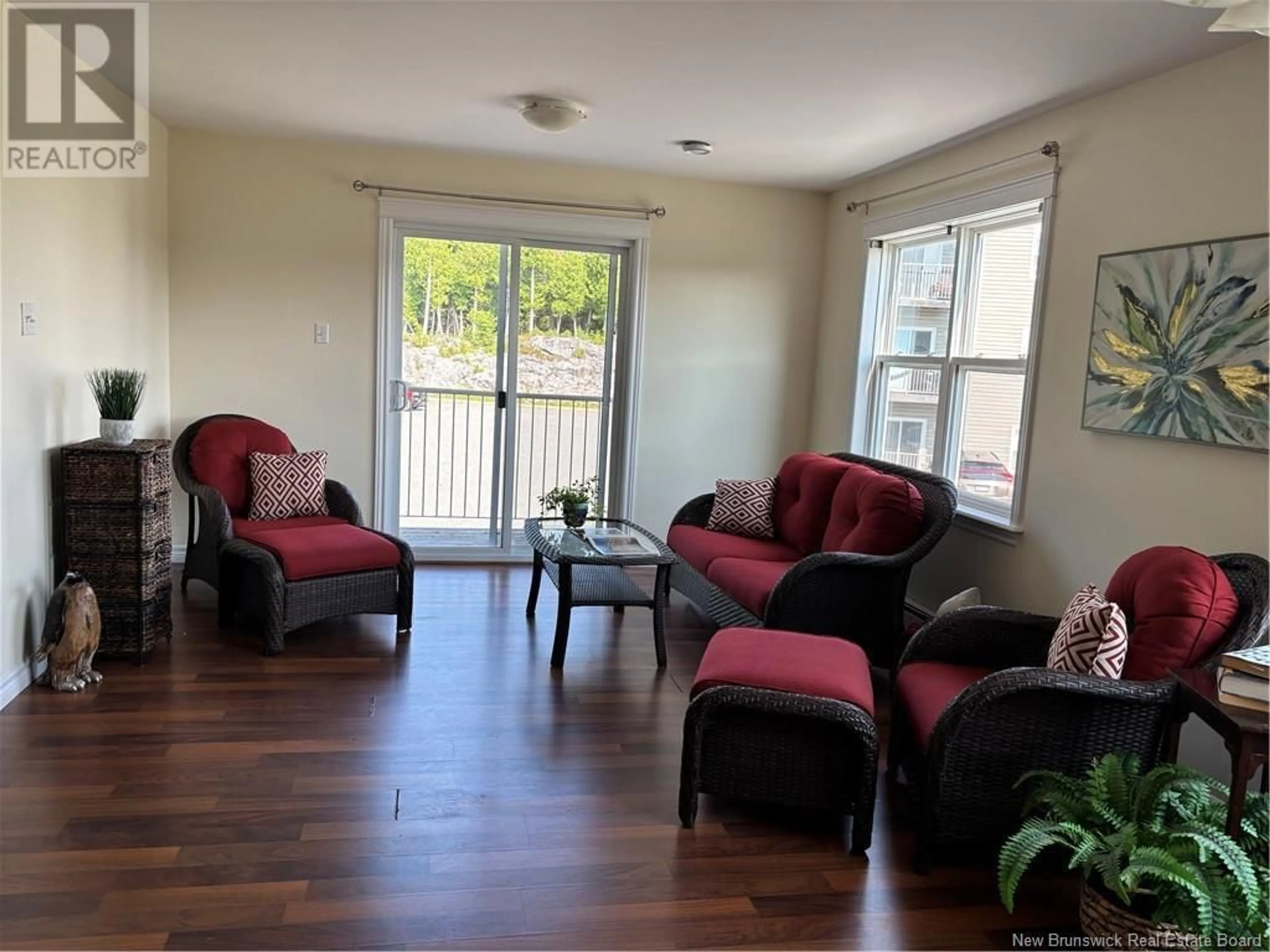 Living room with furniture, wood/laminate floor for 6 - 1200 SOMERSET STREET, Saint John New Brunswick E2K0E2