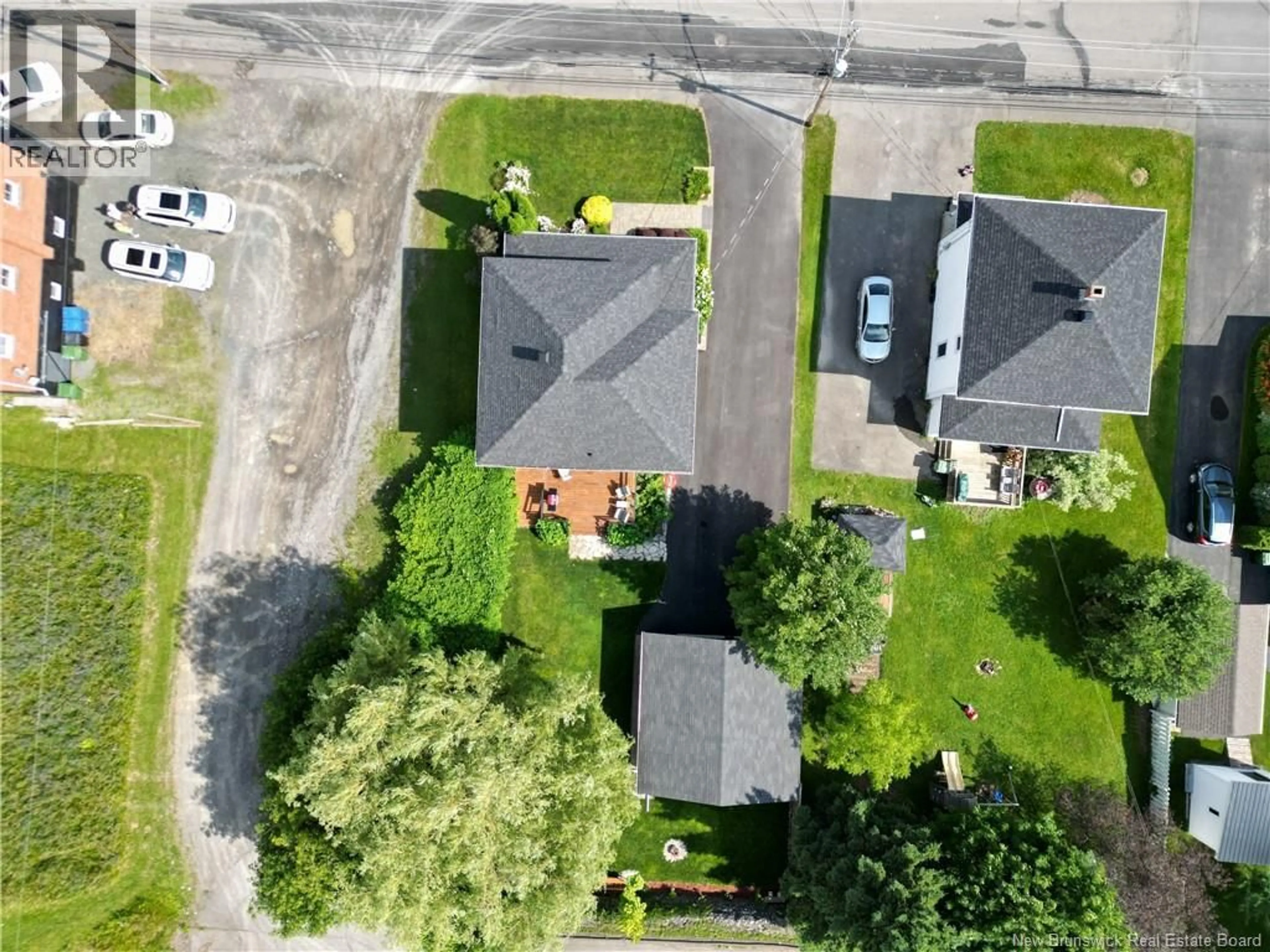 A pic from outside/outdoor area/front of a property/back of a property/a pic from drone, street for 326 SHERIFF, Grand-Sault/Grand Falls New Brunswick E3Z3A4