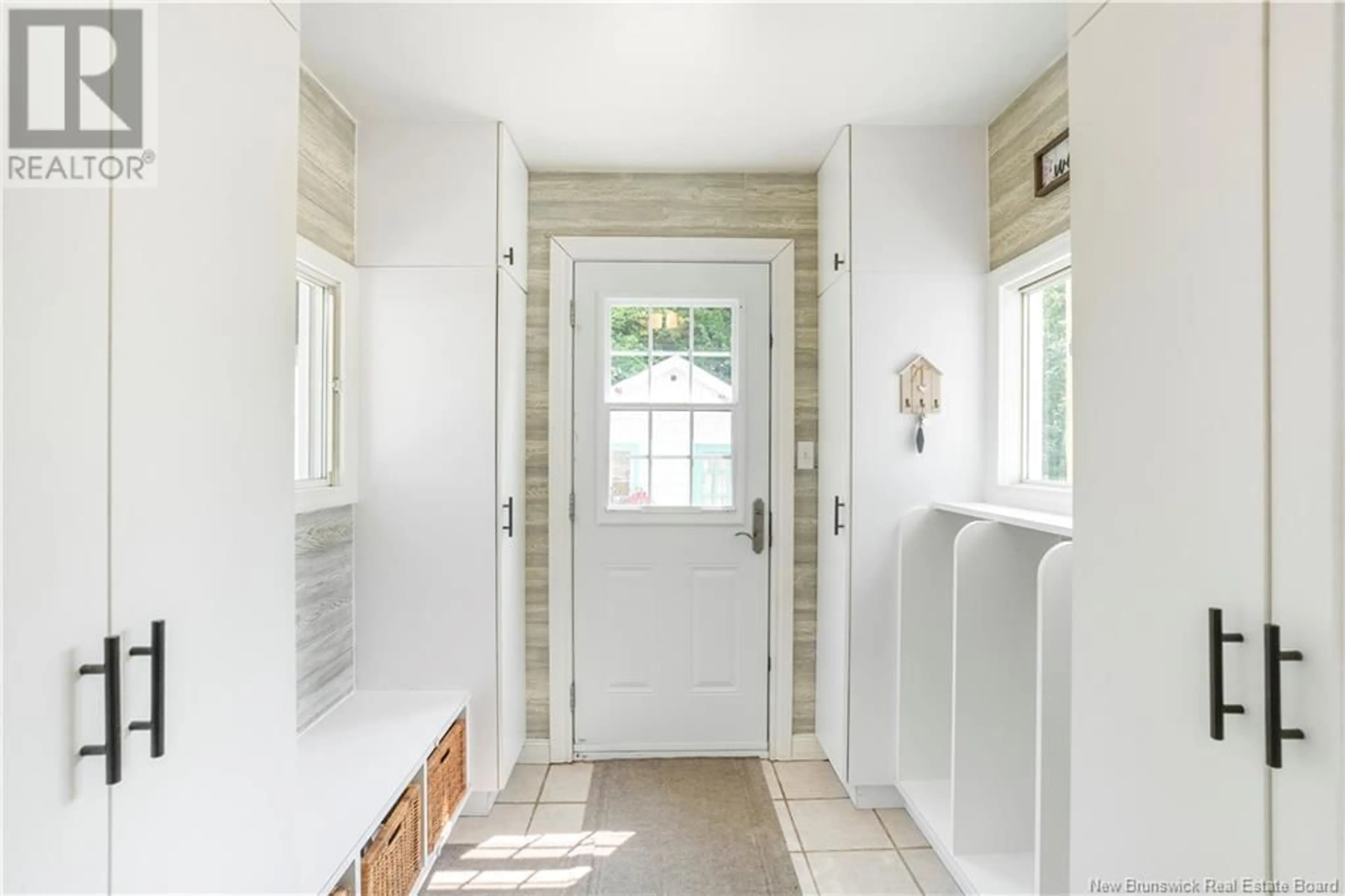 Indoor entryway for 106 GORHAM DRIVE, Fredericton New Brunswick E3A2A7