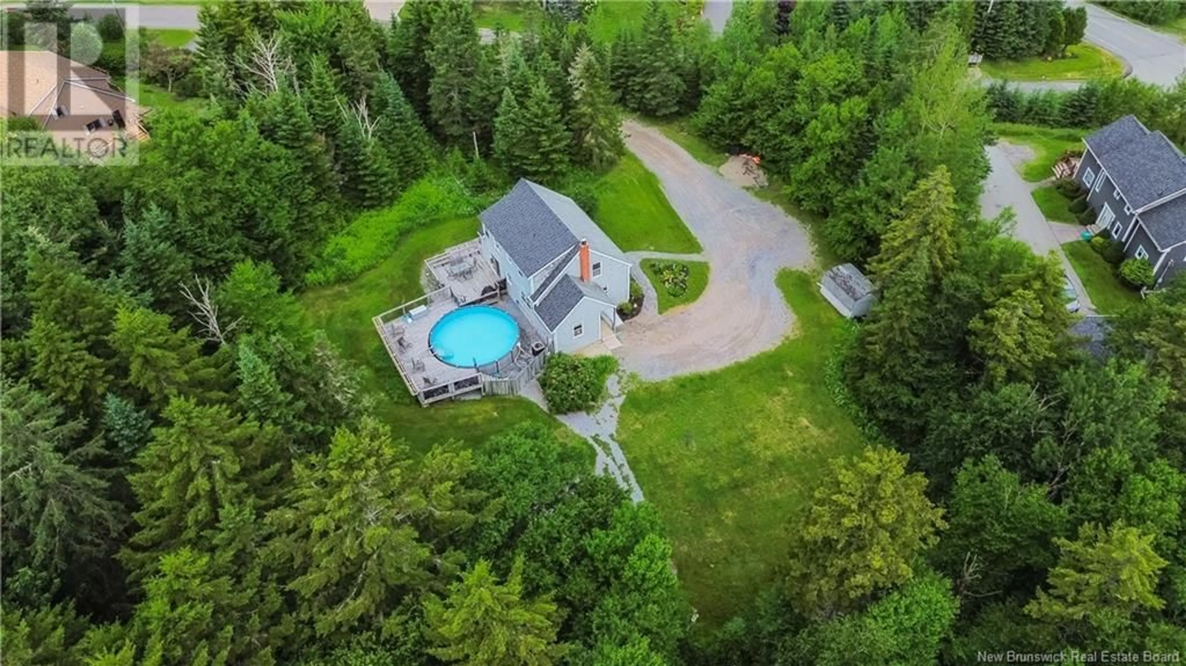 A pic from outside/outdoor area/front of a property/back of a property/a pic from drone, water/lake/river/ocean view for 3 CAMBRIDGE AVENUE, Quispamsis New Brunswick E2E4W7