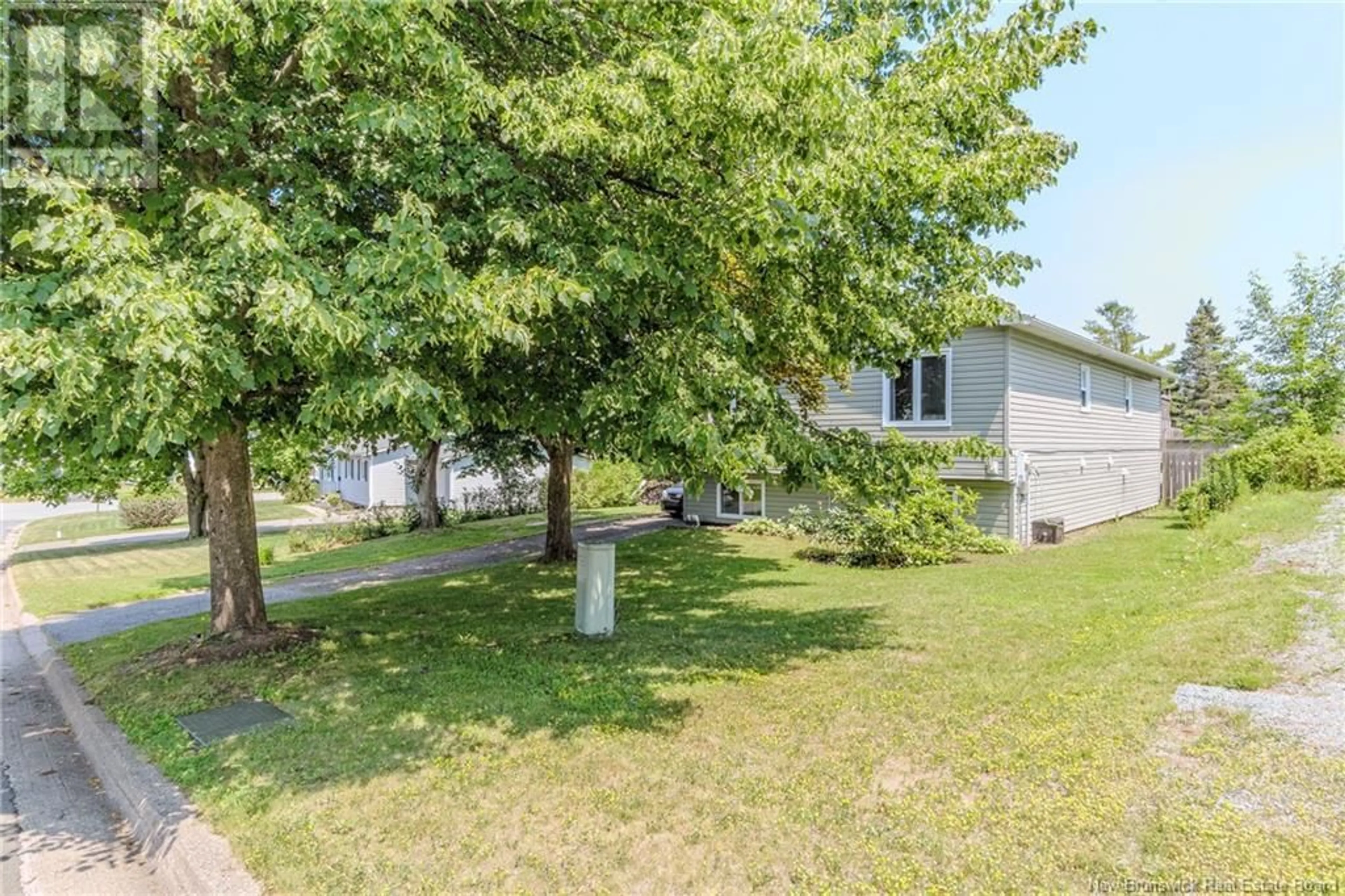 A pic from outside/outdoor area/front of a property/back of a property/a pic from drone, street for 120 WESTGATE DRIVE, Saint John New Brunswick E2M5C5
