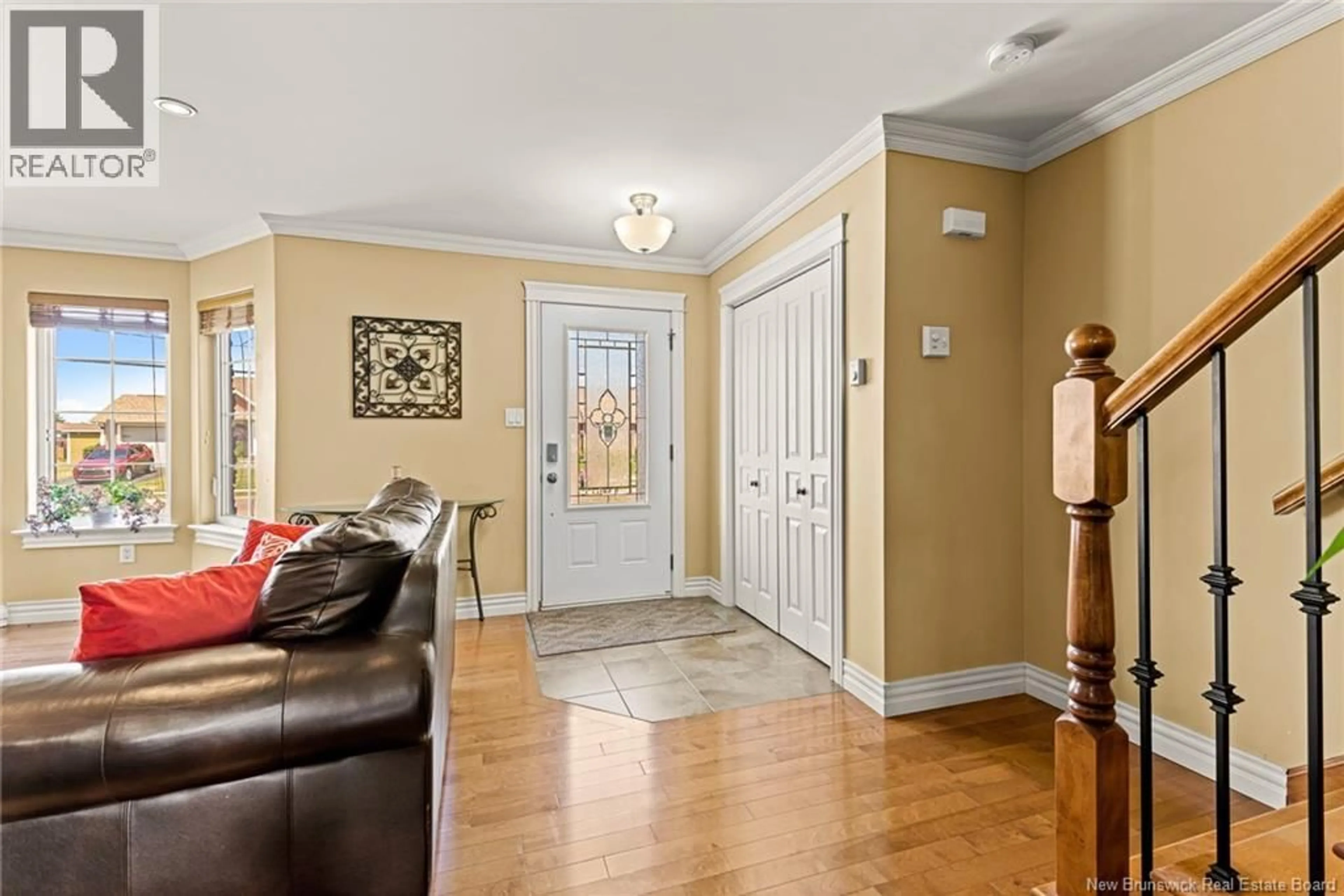 Indoor entryway for 67 LAKEBURN, Dieppe New Brunswick E1A0Y8