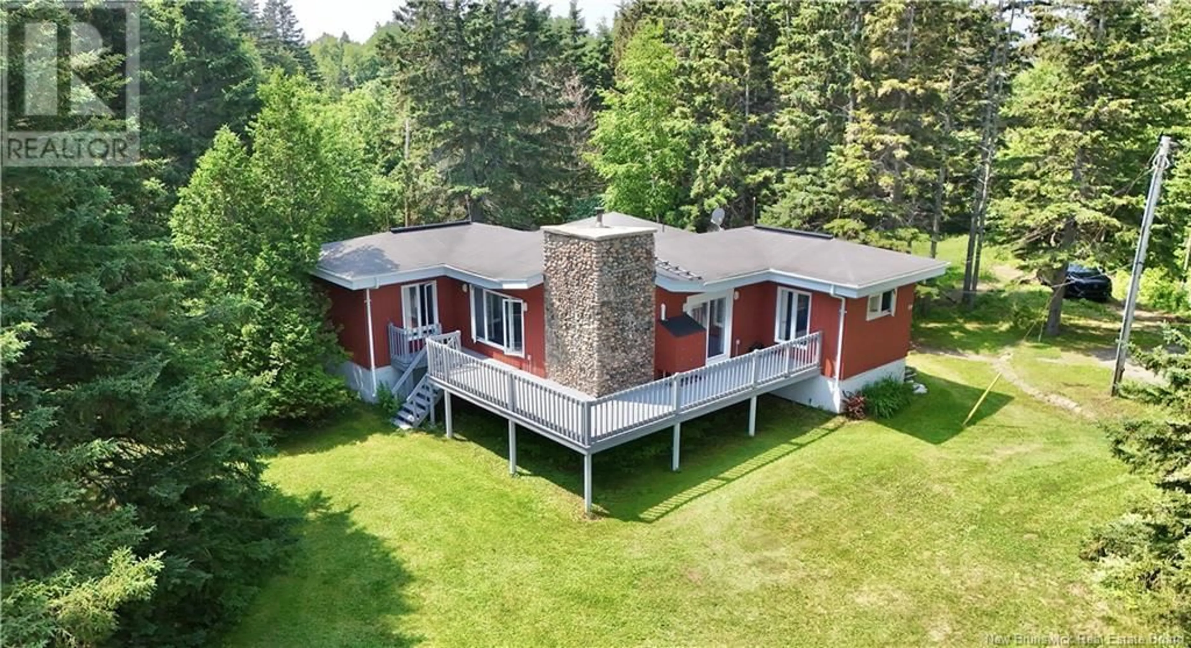 A pic from outside/outdoor area/front of a property/back of a property/a pic from drone, building for 30 OISEAUX, Pointe-Verte New Brunswick E8J2V6