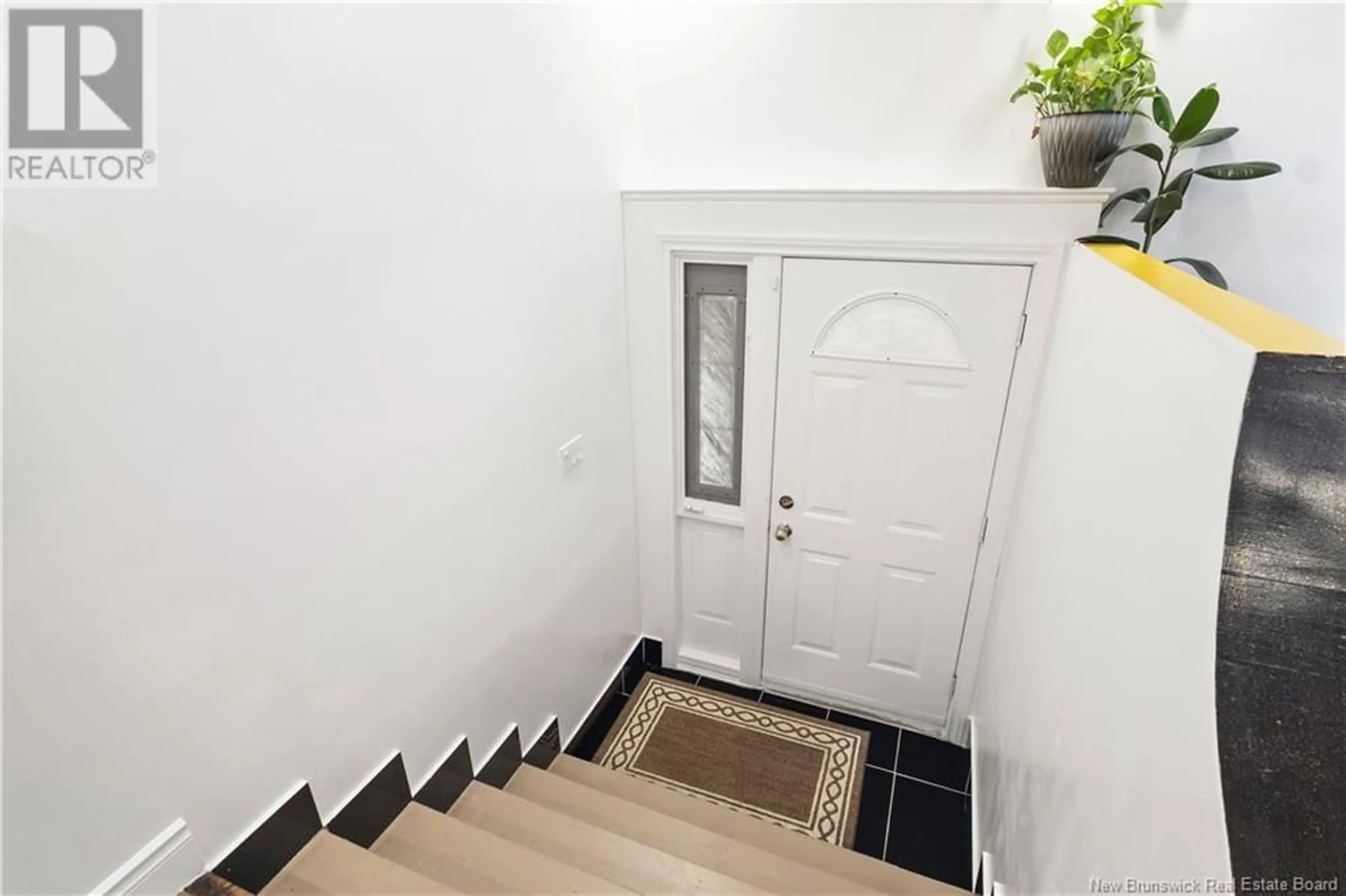 Indoor entryway for 122 HEMLOCK AVENUE, Fredericton New Brunswick E3A1H1