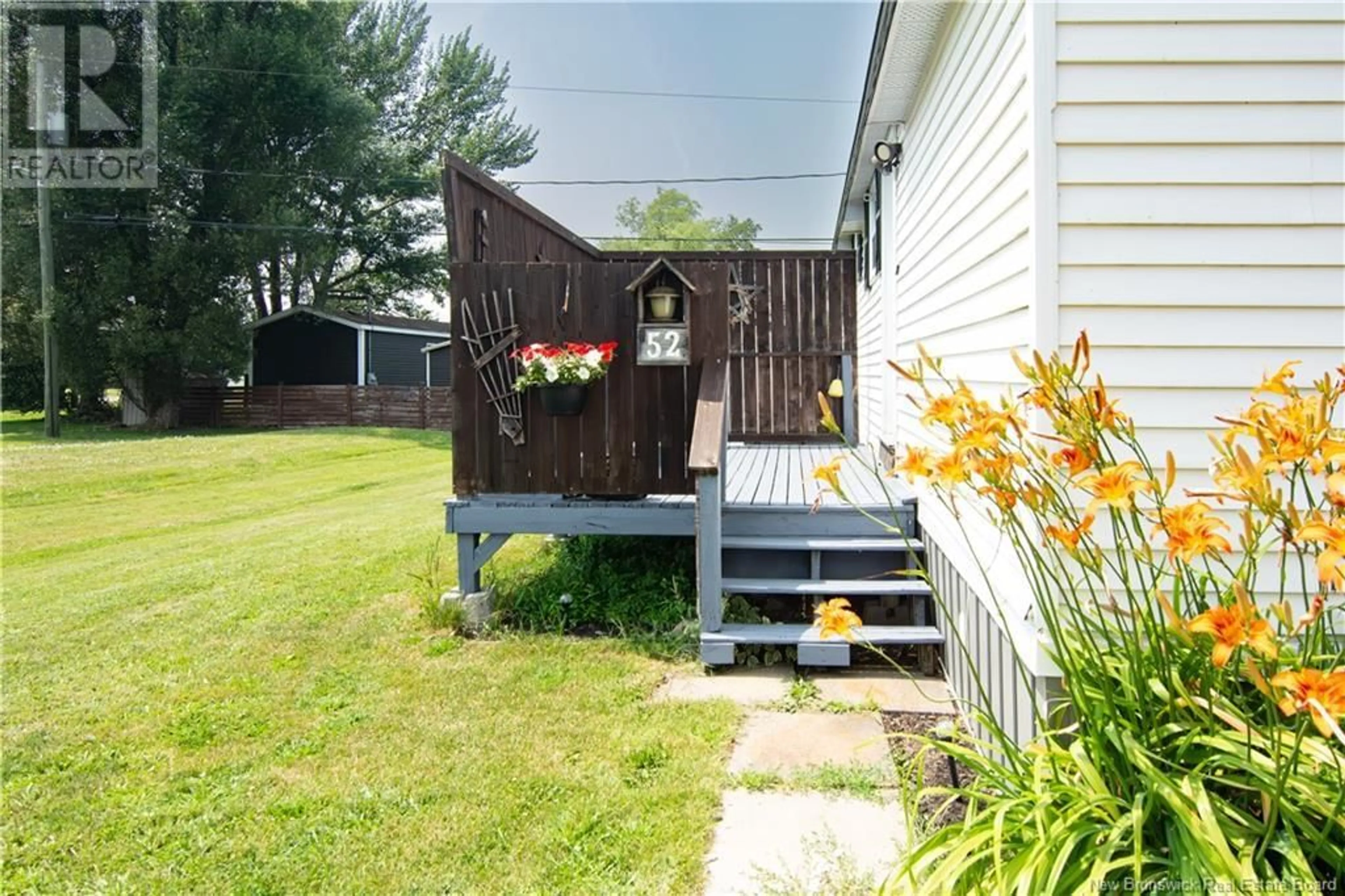 Patio, street for 52 DUPUIS AVENUE, Lakeville New Brunswick E1H1E2