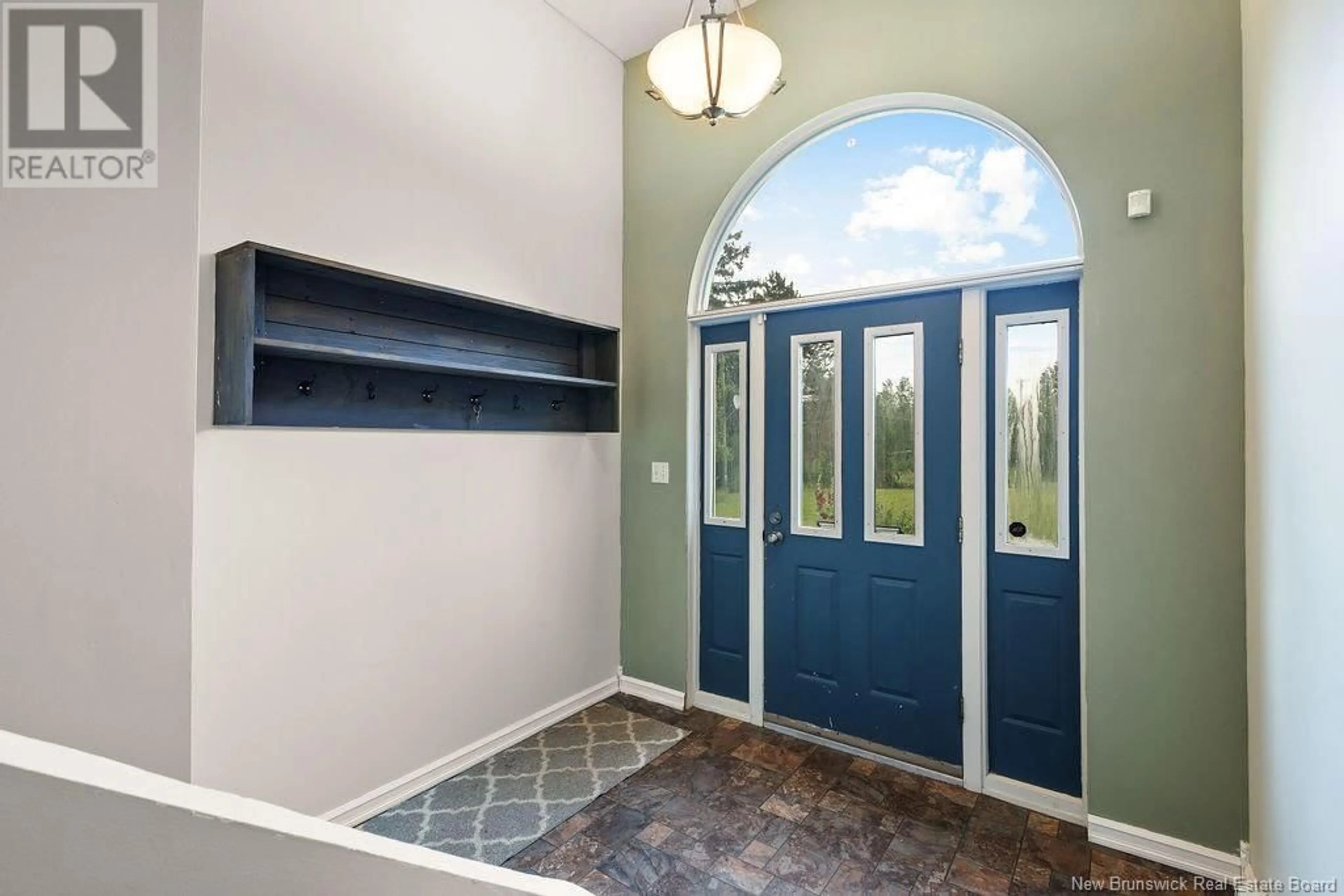 Indoor entryway for 5083 HWY 108, Millerton New Brunswick E1V5B7